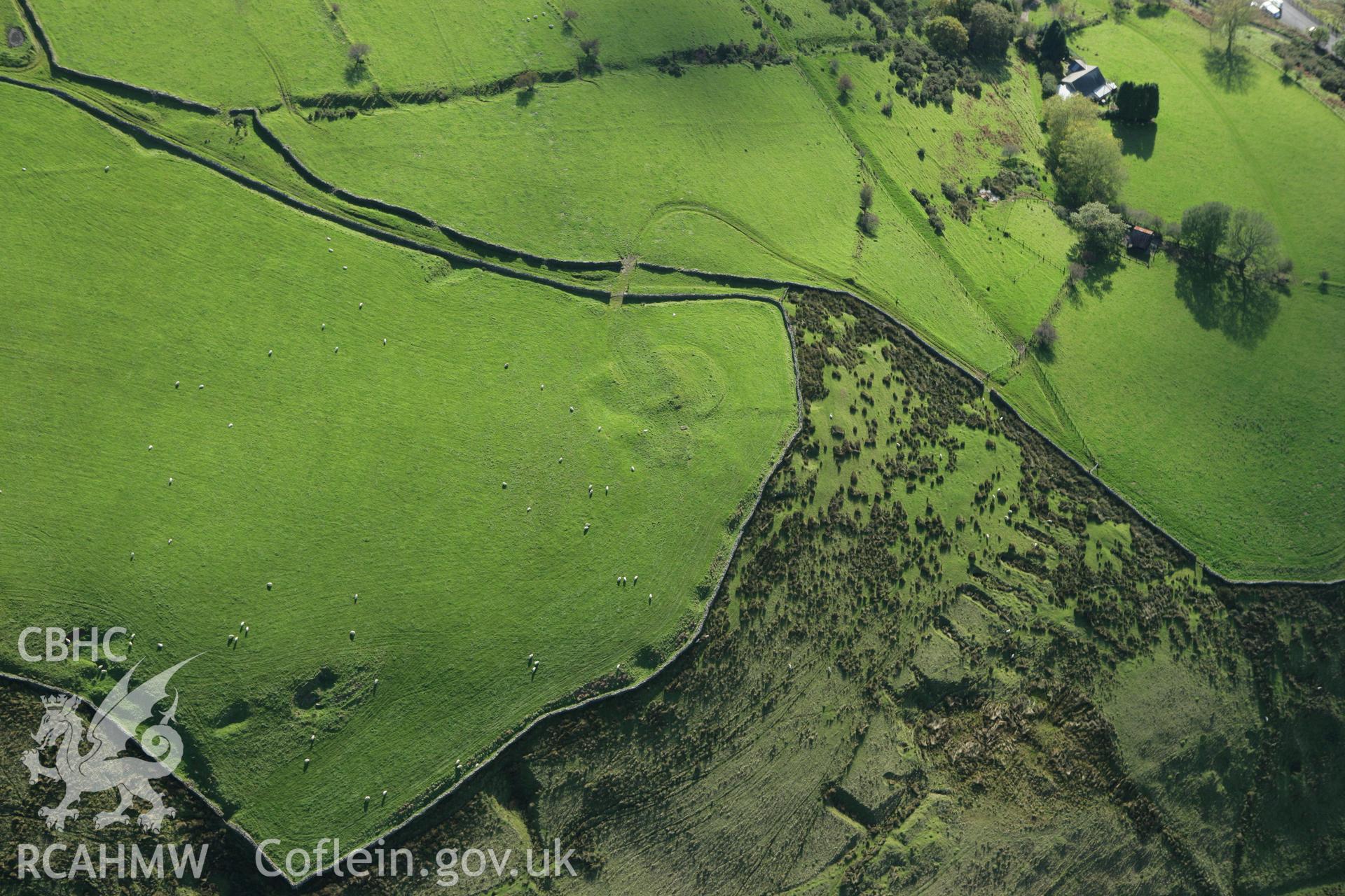 RCAHMW colour oblique photograph of Holmlea, deserted farmstead. Taken by Toby Driver on 16/10/2008.