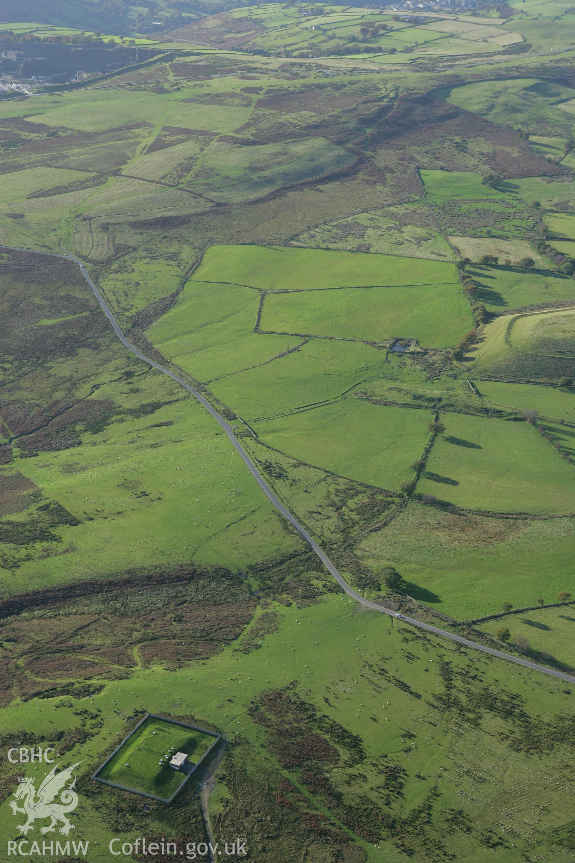 RCAHMW colour oblique photograph of Wingfield Pit, from the south-east. Taken by Toby Driver on 16/10/2008.