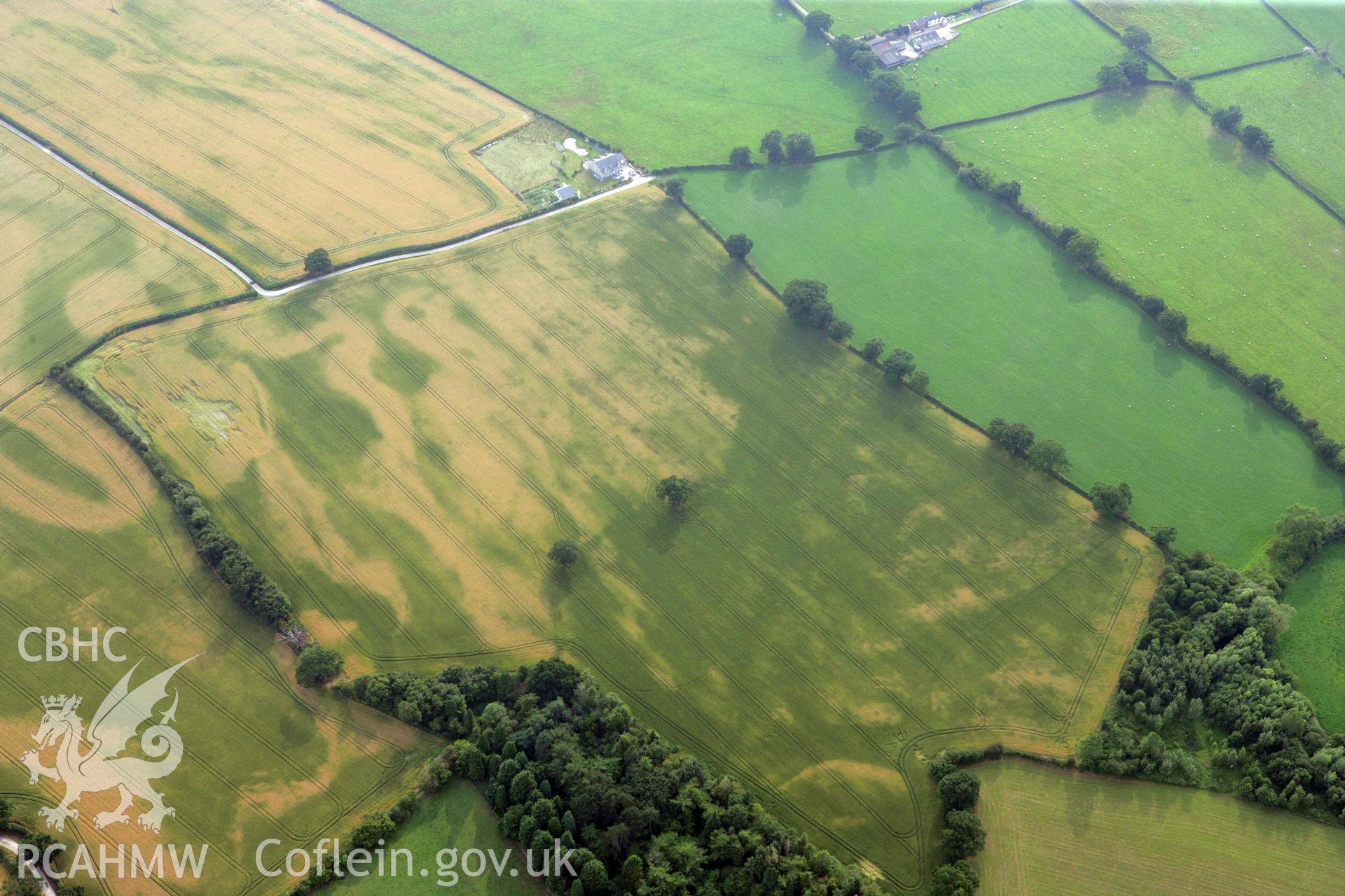 RCAHMW colour oblique photograph of Kilford Farm Barrow cropmark. Taken by Toby Driver on 24/07/2008.