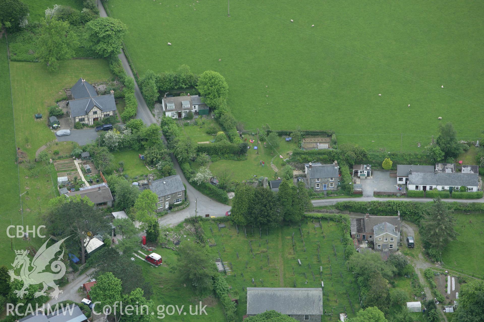 RCAHMW colour oblique photograph of Salem village. Taken by Toby Driver on 20/05/2008.