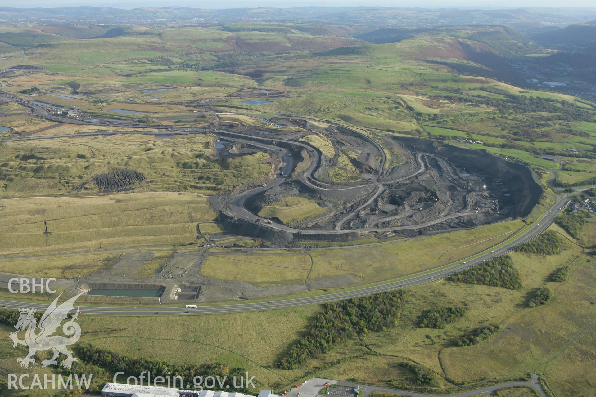 RCAHMW colour oblique photograph of Dowlais Tips, Ironstone workings. Taken by Toby Driver on 16/10/2008.