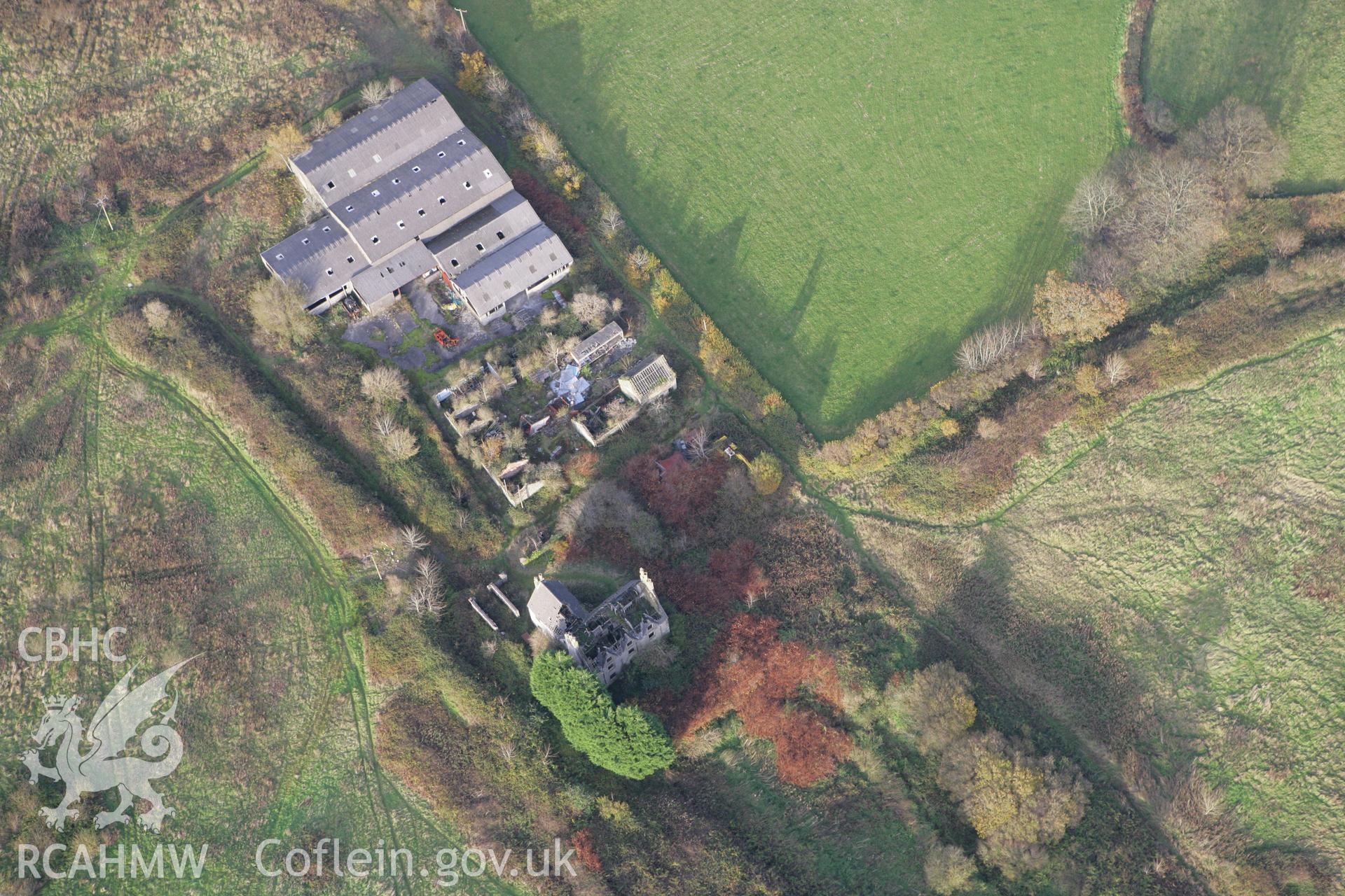 RCAHMW colour oblique photograph of Ton-gwyn, ruins. Taken by Toby Driver on 12/11/2008.