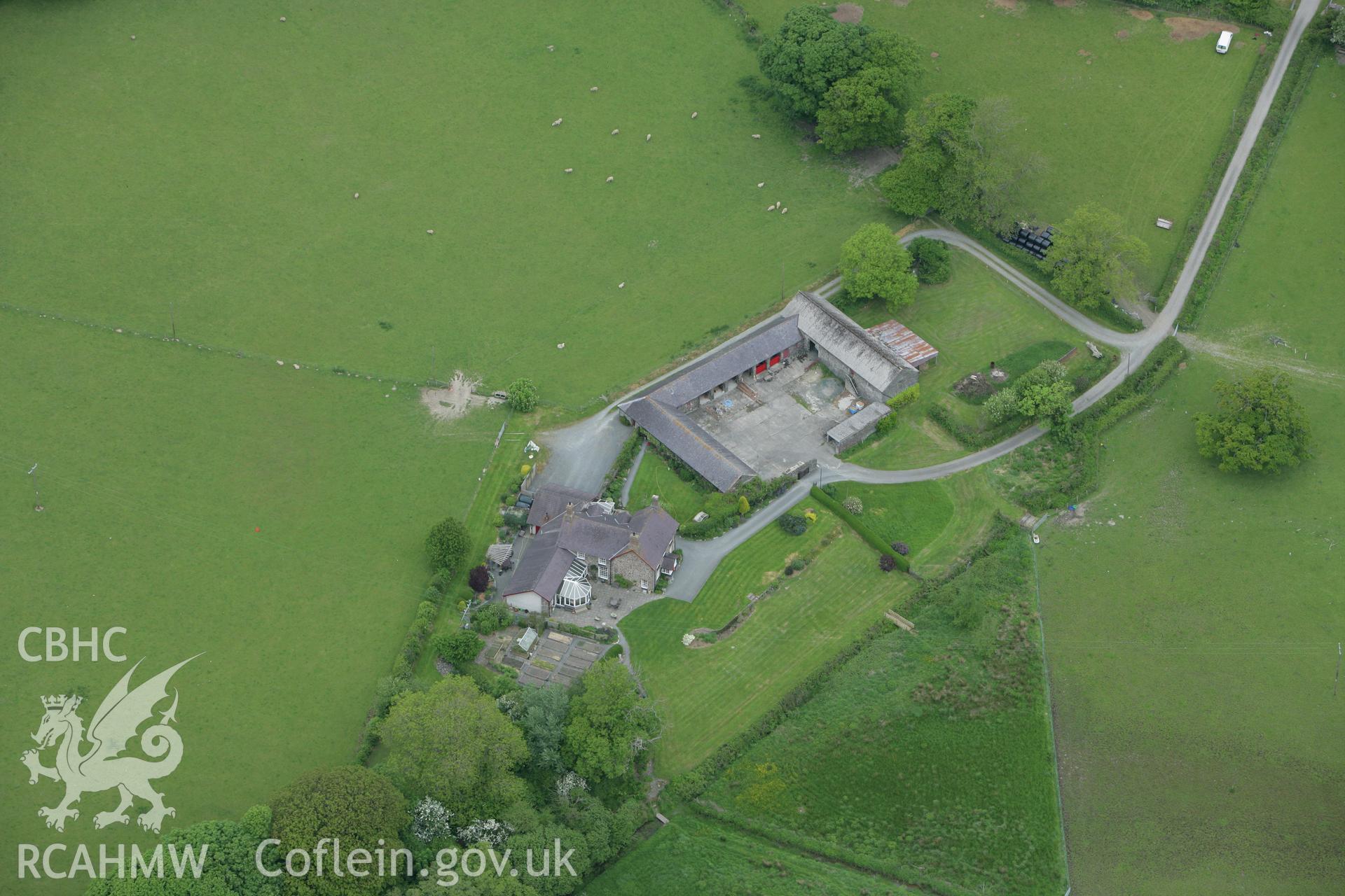 RCAHMW colour oblique photograph of Fferm Tynrhelyg, Llanfarian. Taken by Toby Driver on 20/05/2008.