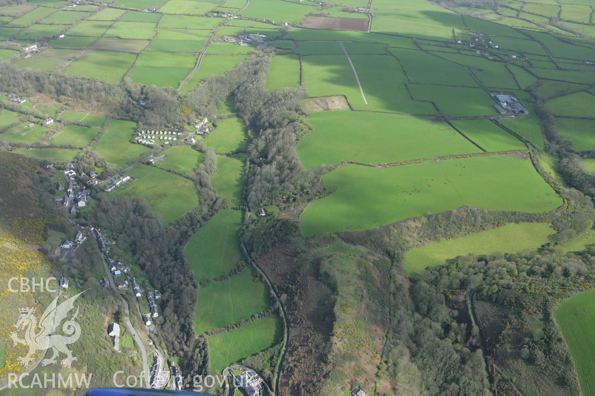 RCAHMW colour oblique photograph of Llangrannog. Taken by Toby Driver on 24/04/2008.