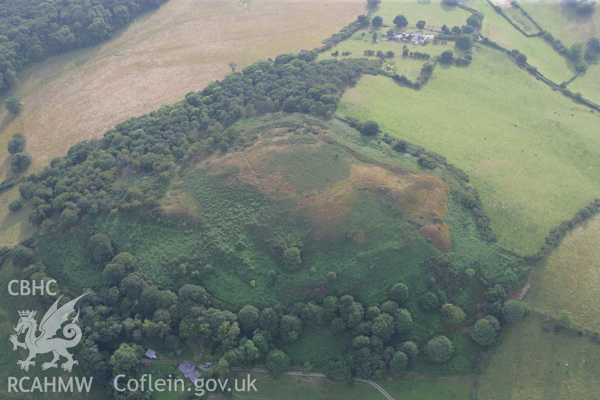 RCAHMW colour oblique photograph of Moel-y-Gaer Hillfort. Taken by Toby Driver on 24/07/2008.