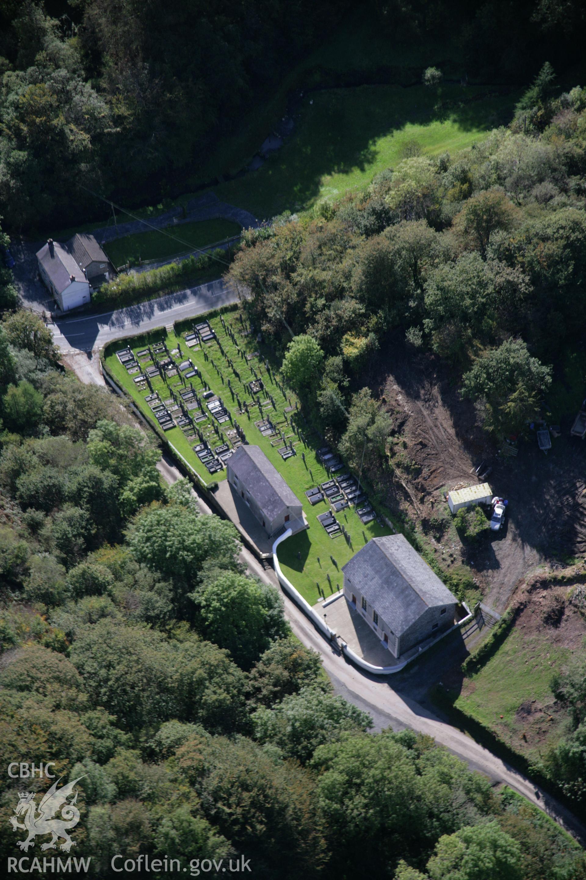 RCAHMW colour oblique photograph of Bwlchnewydd Independent Chapel. Taken by Toby Driver on 04/10/2007.