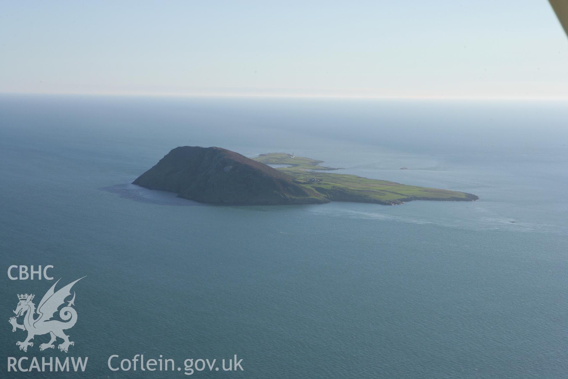 RCAHMW colour oblique aerial photograph of Bardsey Island (Ynys Enlli). Taken on 06 September 2007 by Toby Driver