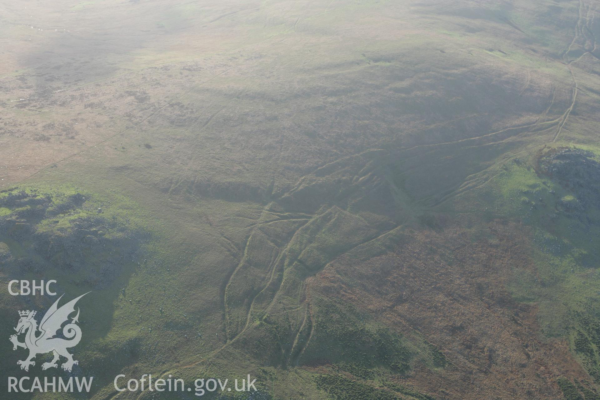 RCAHMW colour oblique photograph of Braided trackways, Carn Alw. Taken by Toby Driver on 29/11/2007.