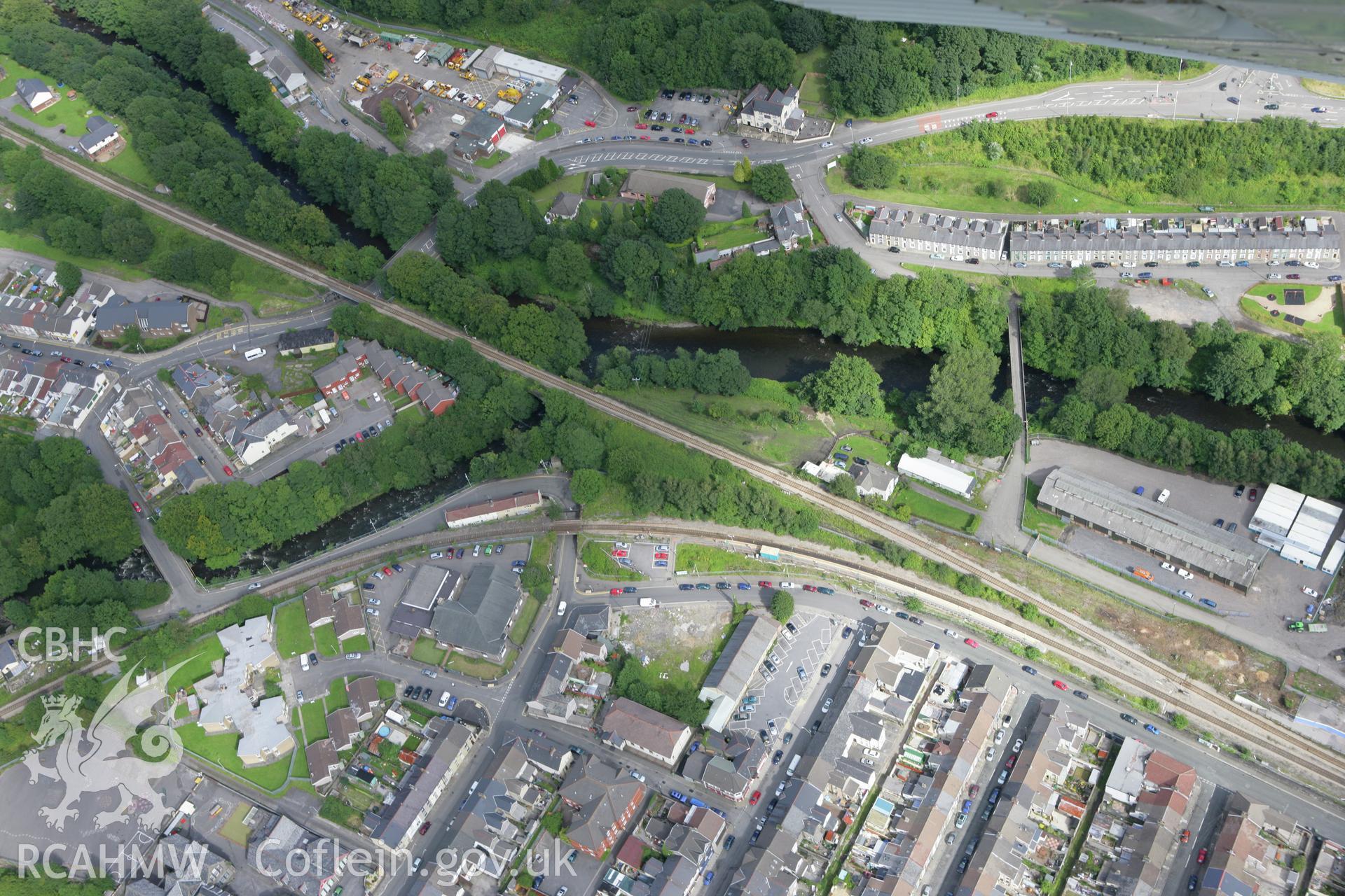 RCAHMW colour oblique aerial photograph of Cynon Star Aqueduct, Glamorganshire Canal, Abercynon. Taken on 30 July 2007 by Toby Driver