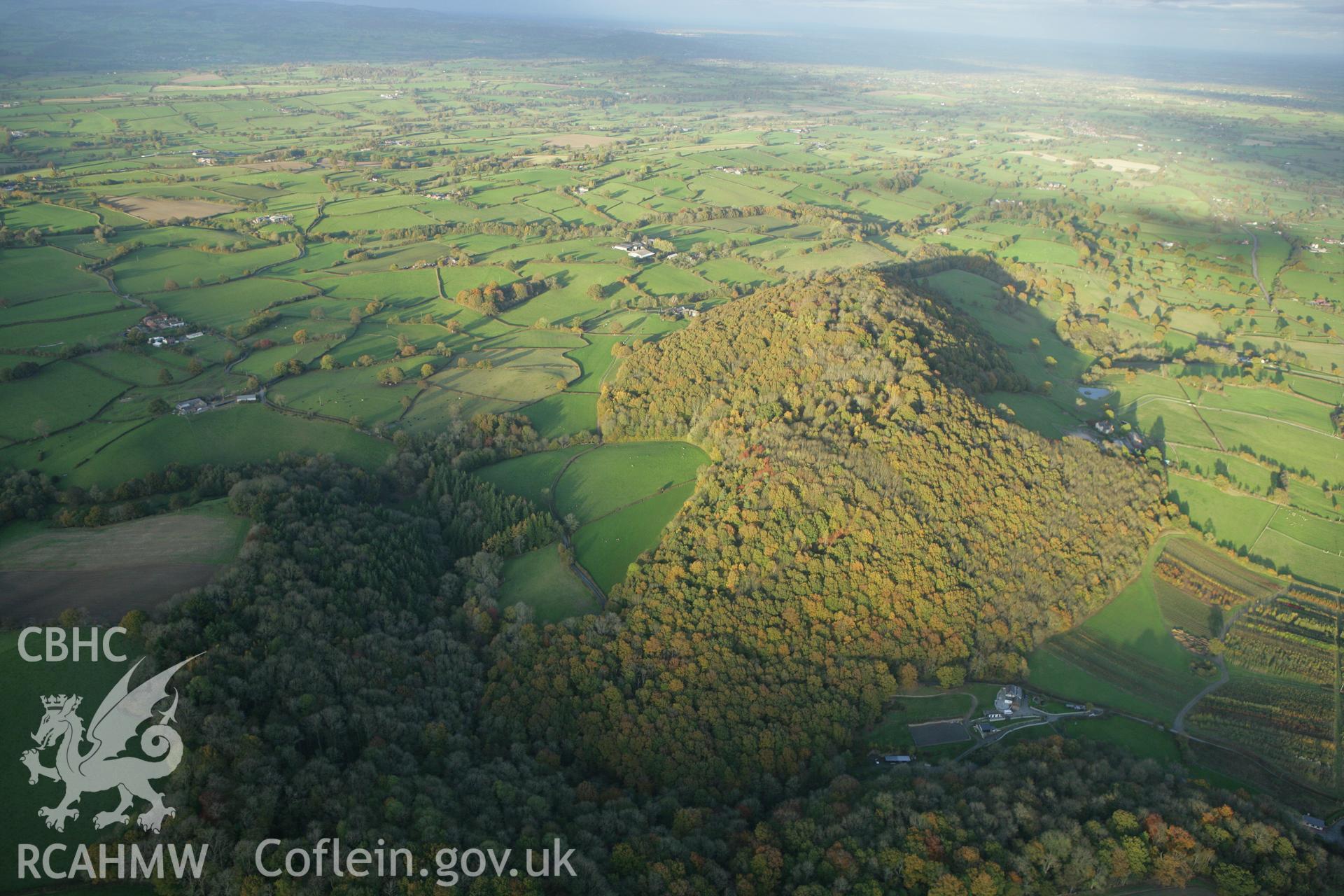 RCAHMW colour oblique photograph of Gaer Fawr hillfort, Guilsfield. Taken by Toby Driver on 30/10/2007.