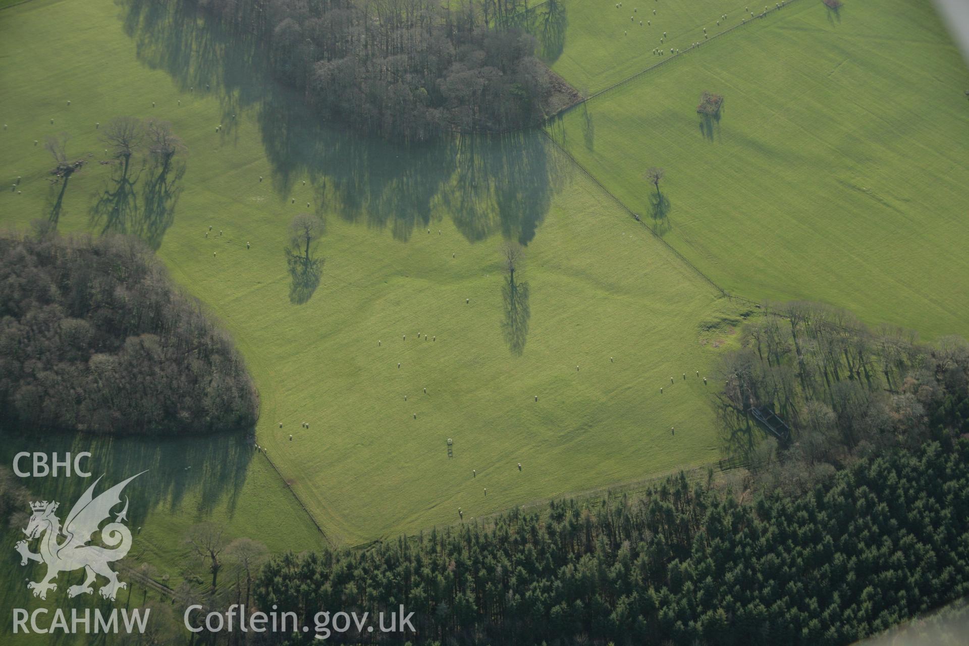 RCAHMW colour oblique aerial photograph of Vaynol Hall Field System. Taken on 25 January 2007 by Toby Driver