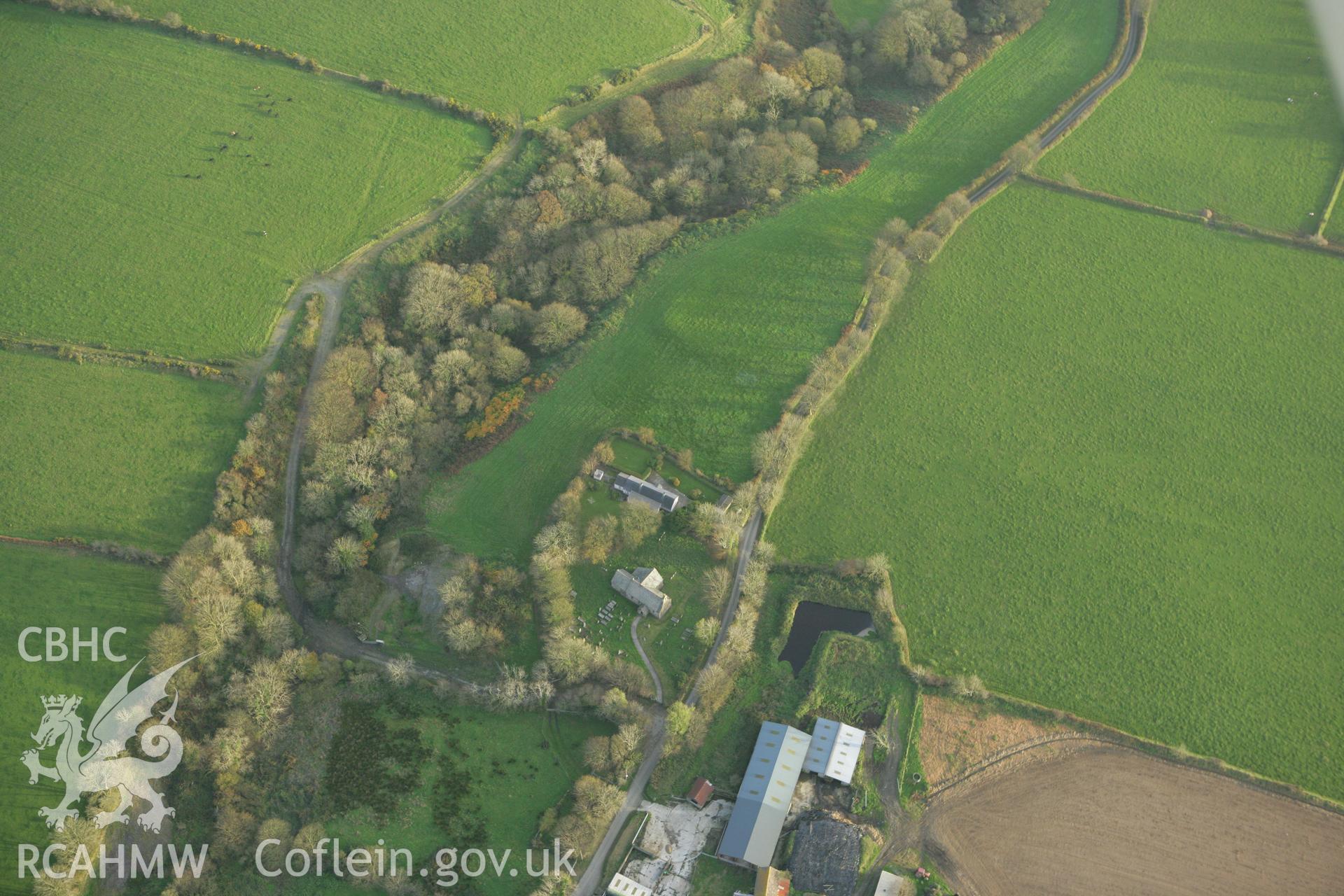 RCAHMW colour oblique photograph of Henry's Moat;Castell Hendre. Taken by Toby Driver on 06/11/2007.