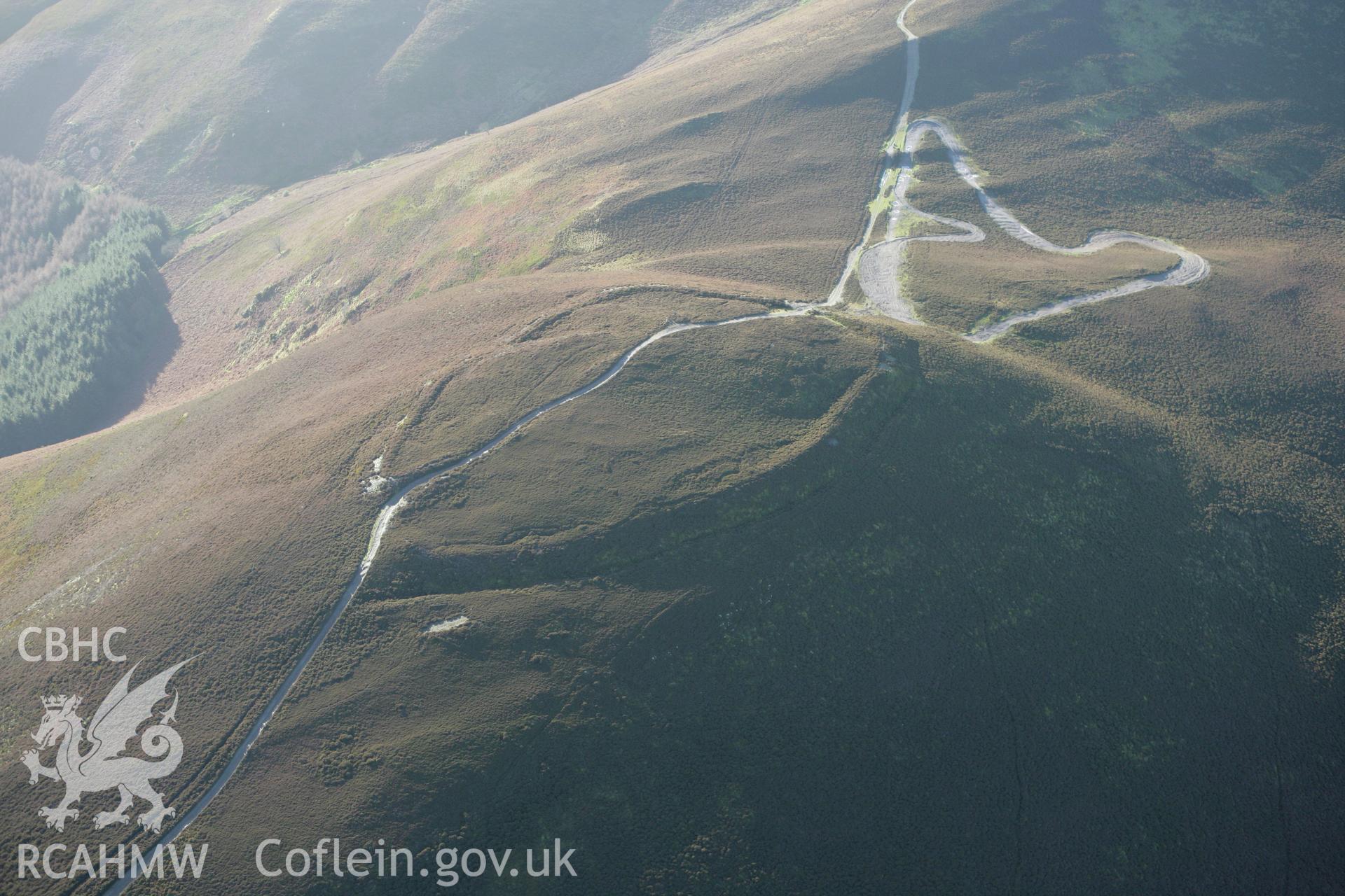 RCAHMW colour oblique photograph of Moel y Gaer hillfort. Taken by Toby Driver on 11/12/2007.