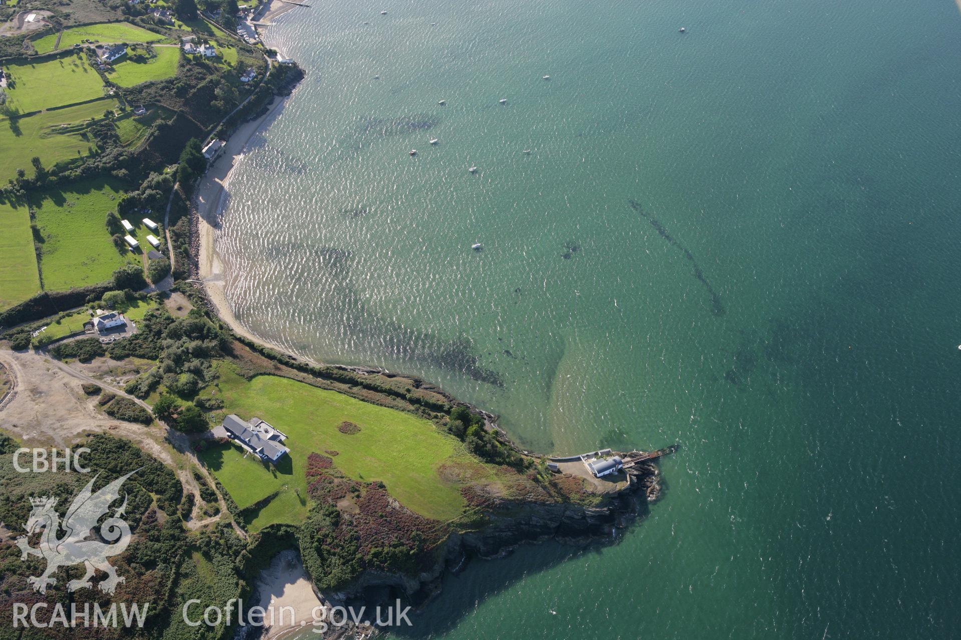 RCAHMW colour oblique aerial photograph of Penrhyn Du Submerged Wall. Taken on 06 September 2007 by Toby Driver