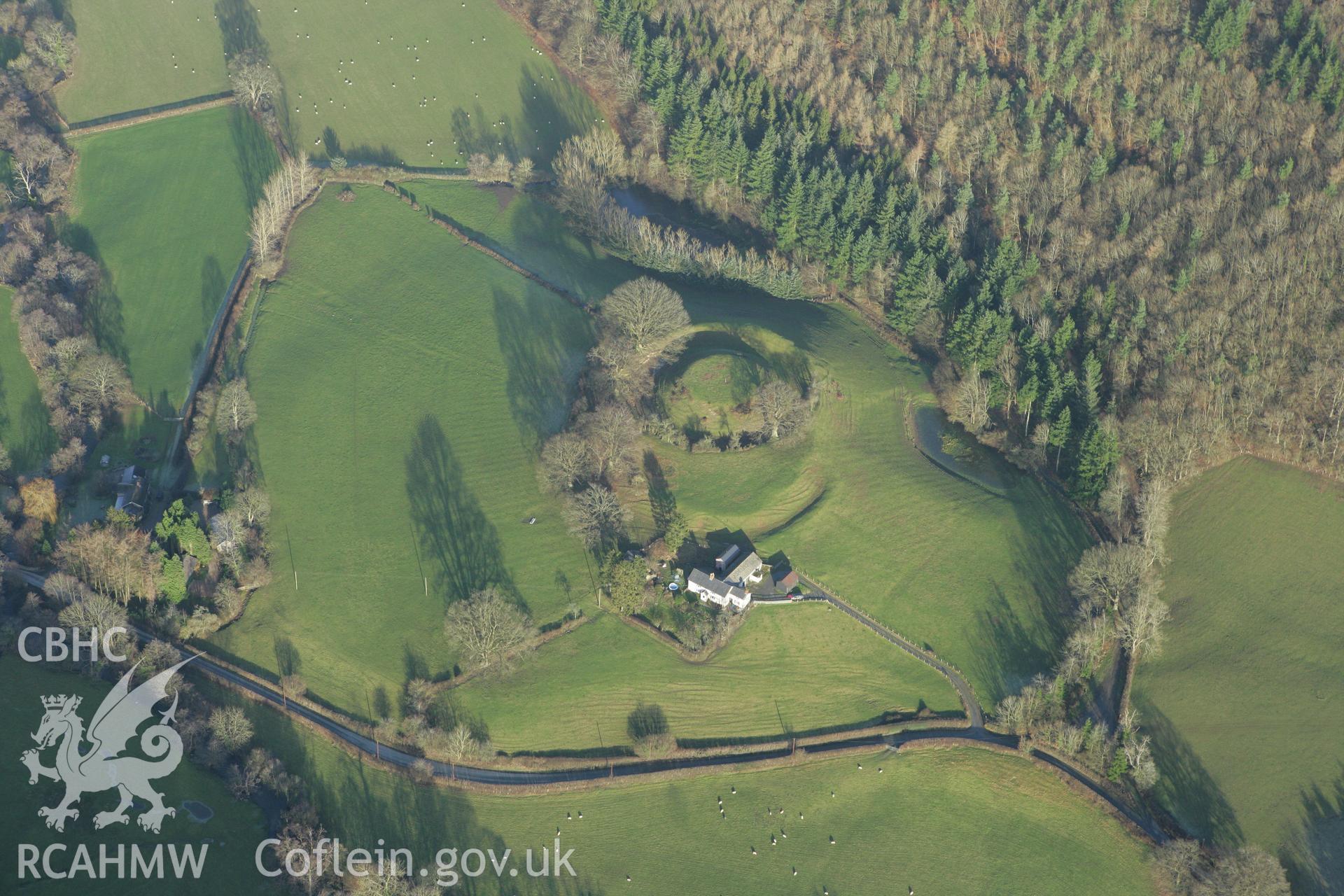 RCAHMW colour oblique photograph of Sycarth Castle, motte and bailey. Taken by Toby Driver on 11/12/2007.