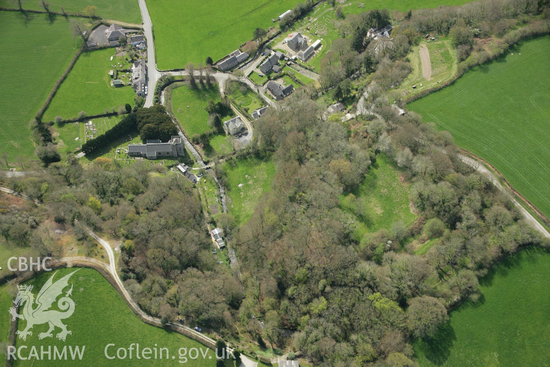 RCAHMW colour oblique aerial photograph of Castell Nanhyfer (Nevern Castle). Taken on 17 April 2007 by Toby Driver