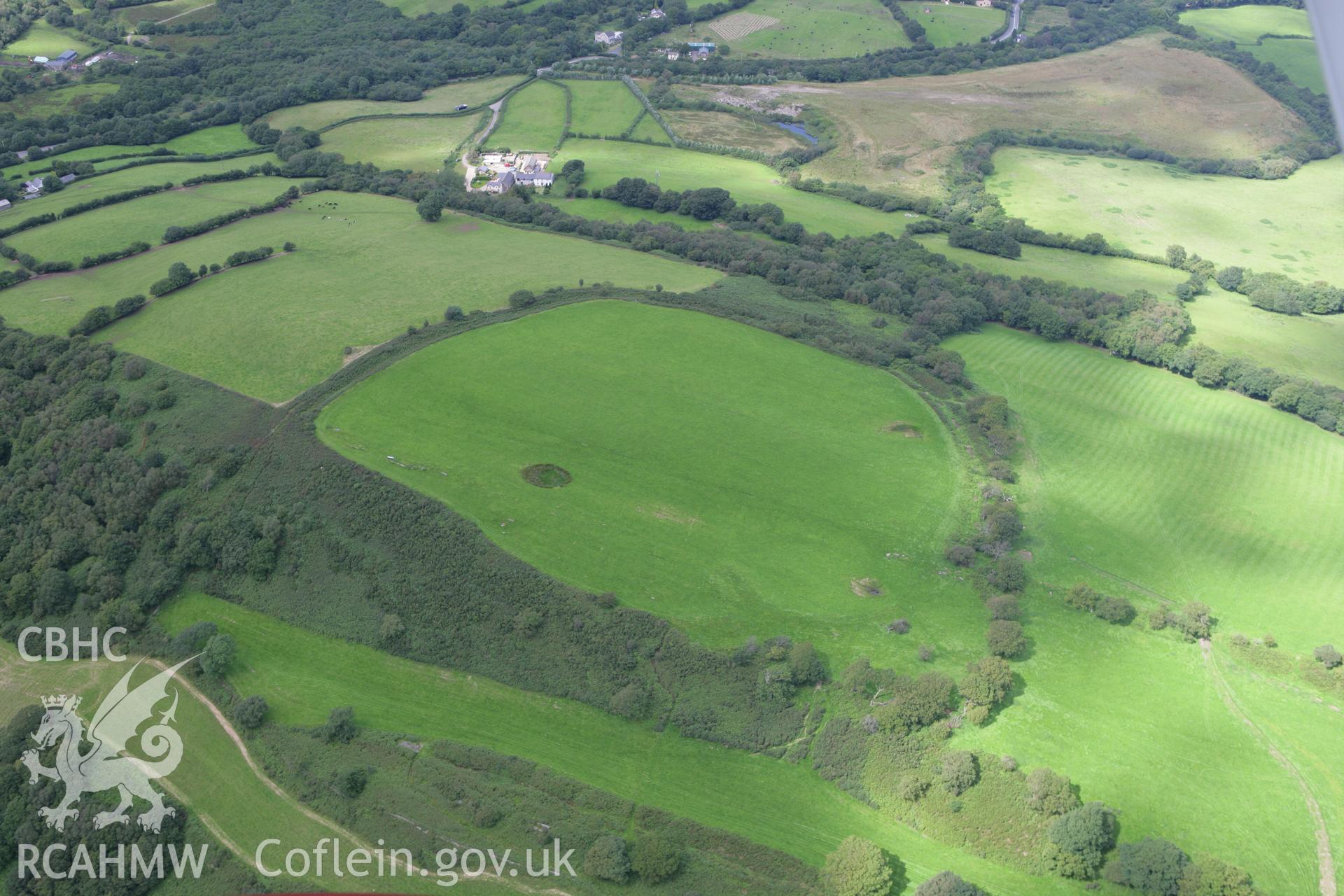 RCAHMW colour oblique aerial photograph of Caerau Hillfort, Rhiwsaeson, Llantrisant. Taken on 30 July 2007 by Toby Driver