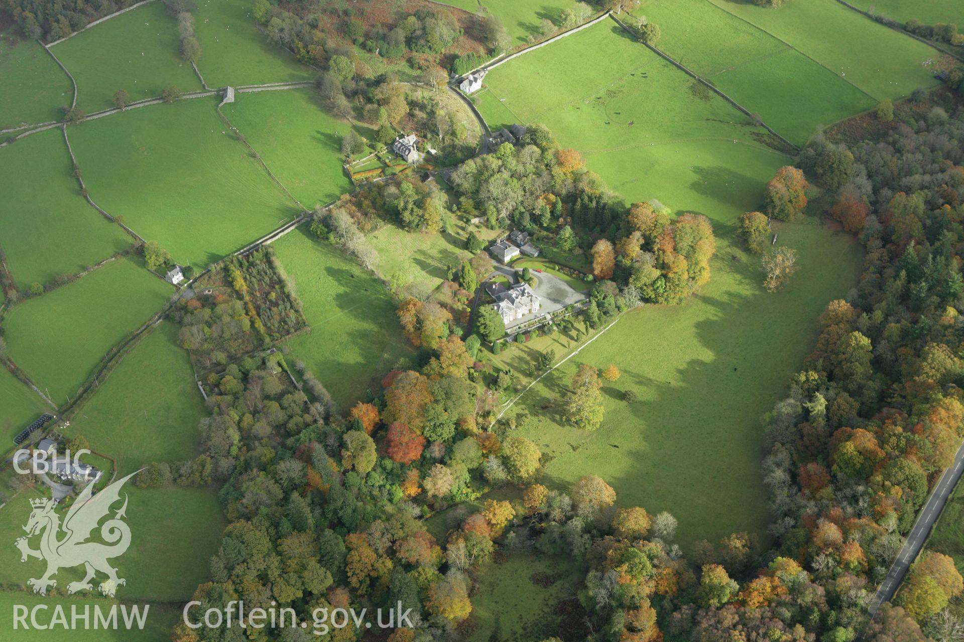 RCAHMW colour oblique photograph of Caerynwch, Brithdir. Taken by Toby Driver on 30/10/2007.