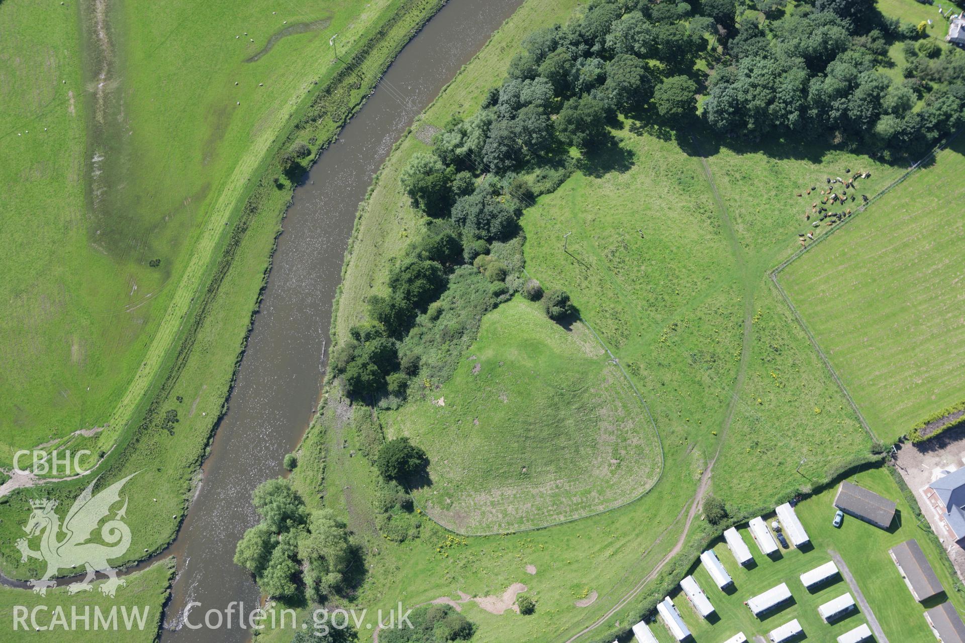RCAHMW colour oblique aerial photograph of Twt Hill Motte and Bailey, Rhuddlan. Taken on 31 July 2007 by Toby Driver