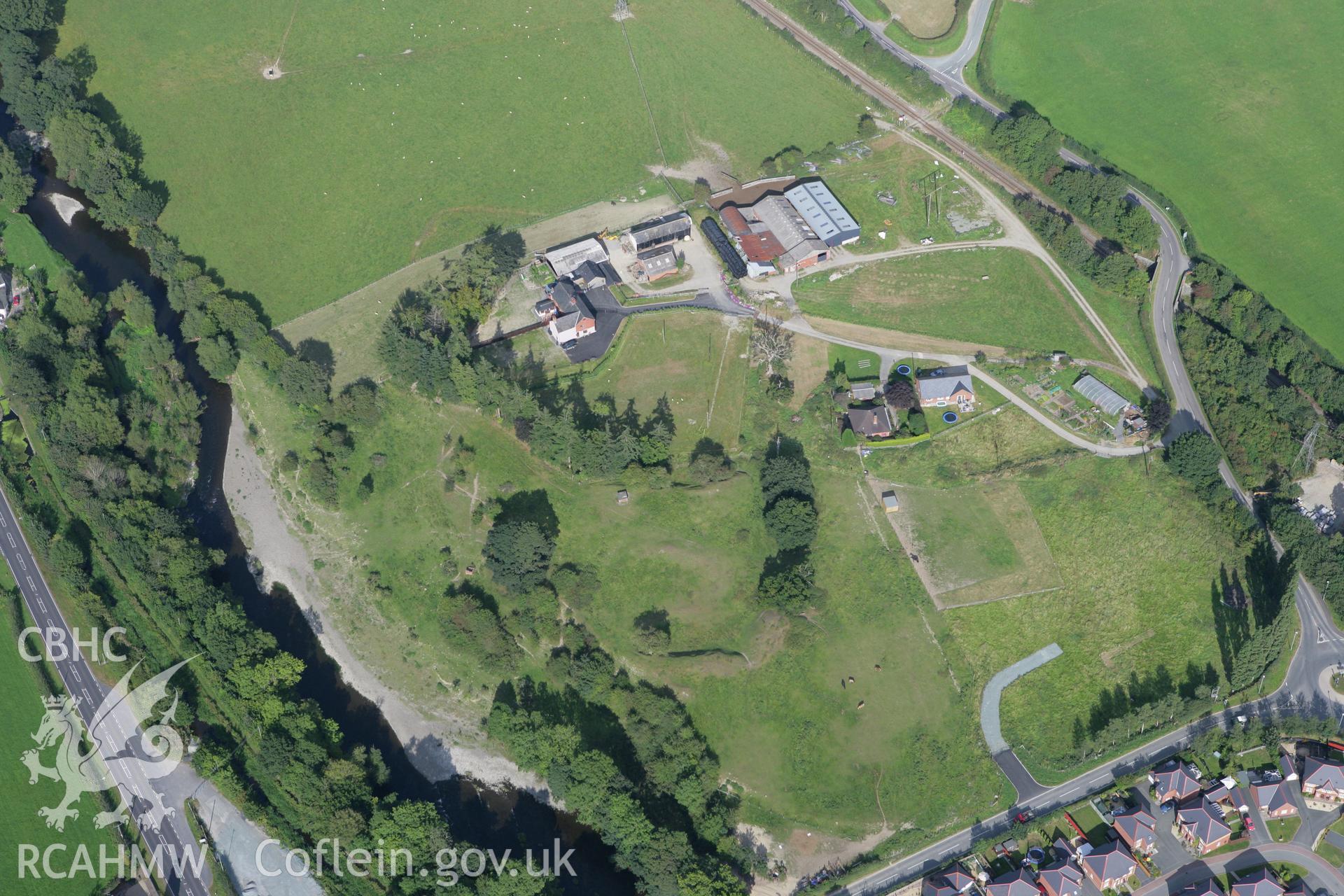 RCAHMW colour oblique aerial photograph of Bryn Derwen Castle. Taken on 06 September 2007 by Toby Driver