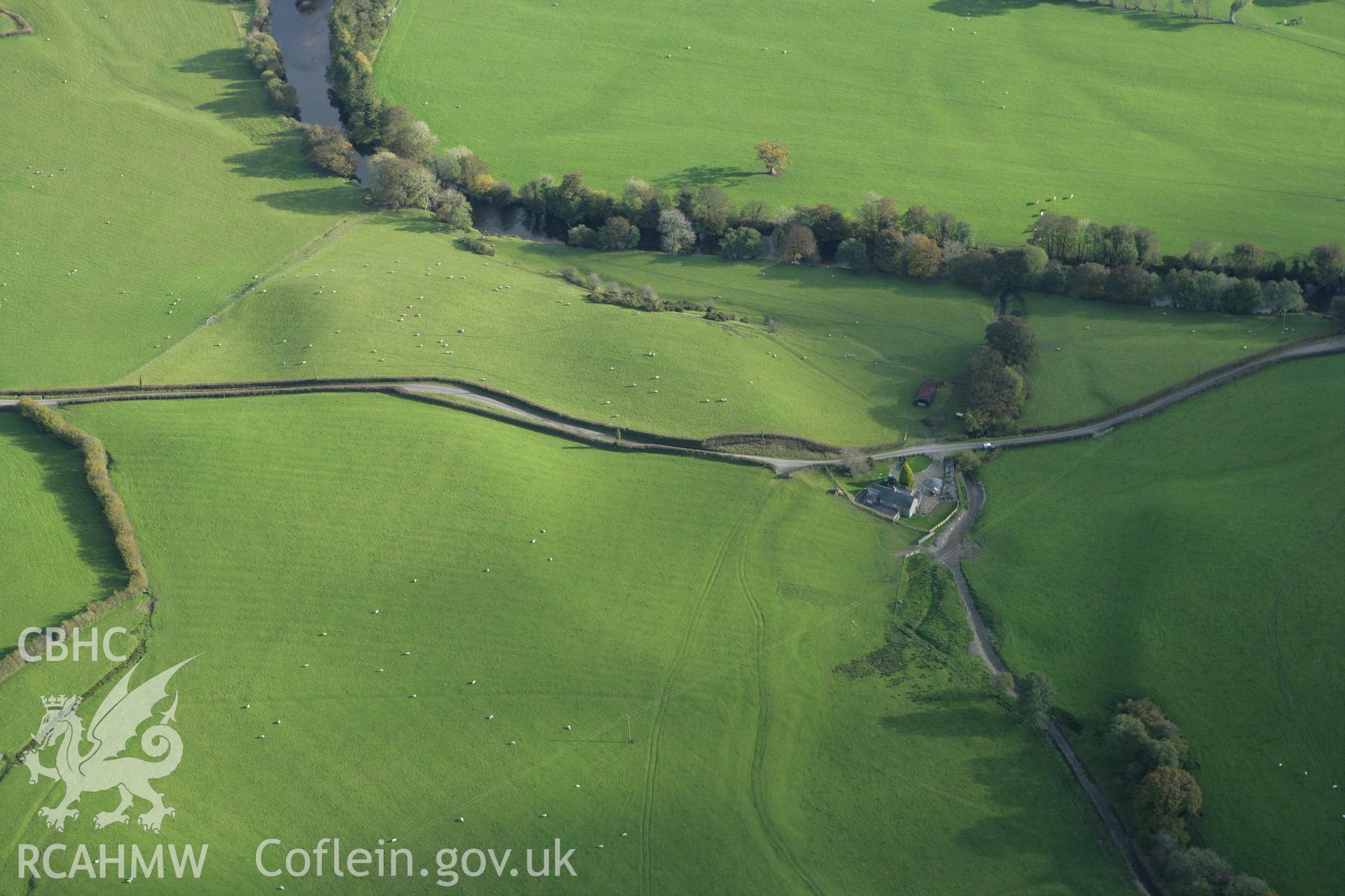 RCAHMW colour oblique photograph of Hafan Roman fortlet, site of. Taken by Toby Driver on 30/10/2007.