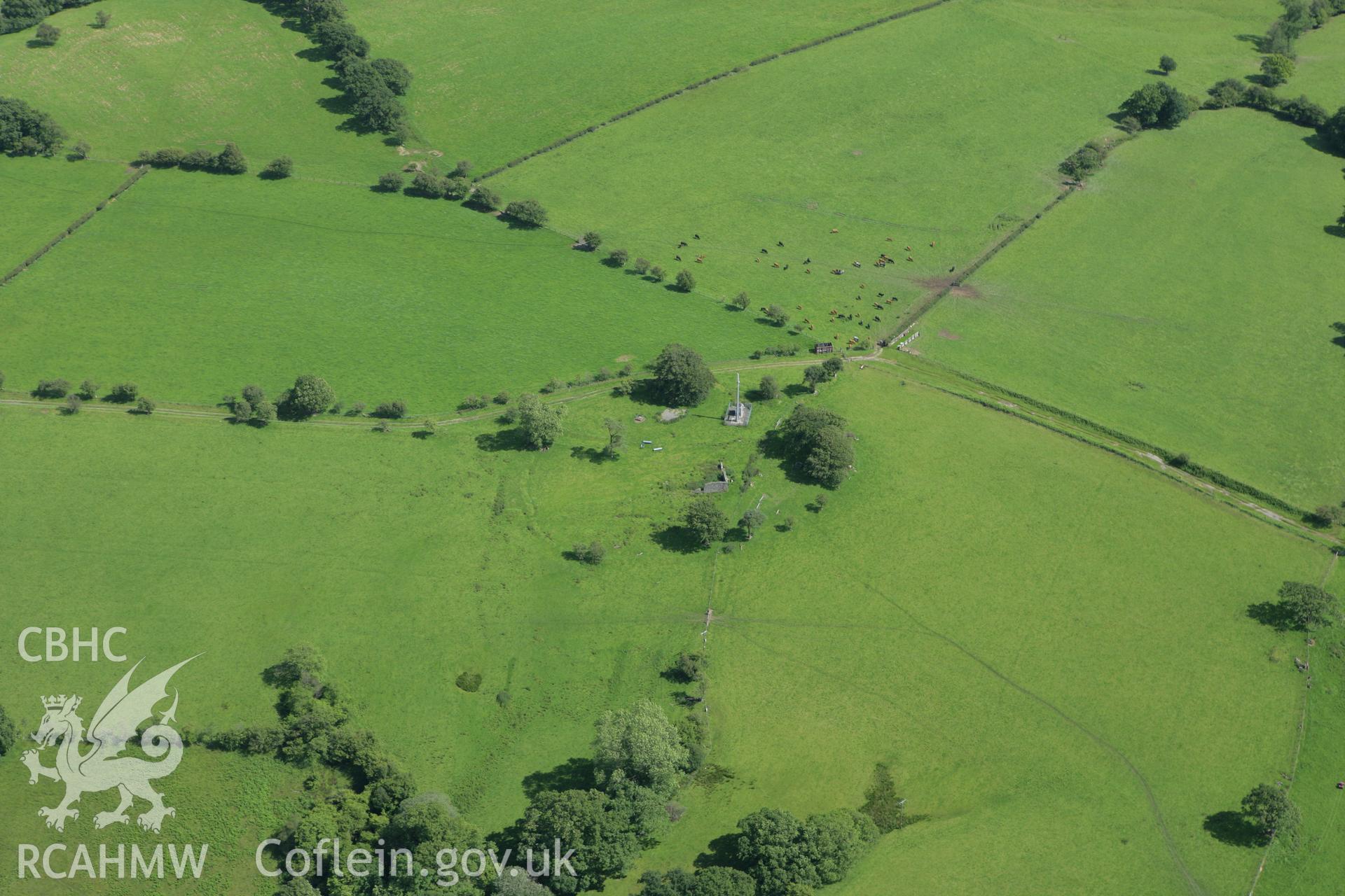 RCAHMW colour oblique aerial photograph of Treflys Defended Enclosure and Earthworks. Taken on 09 July 2007 by Toby Driver