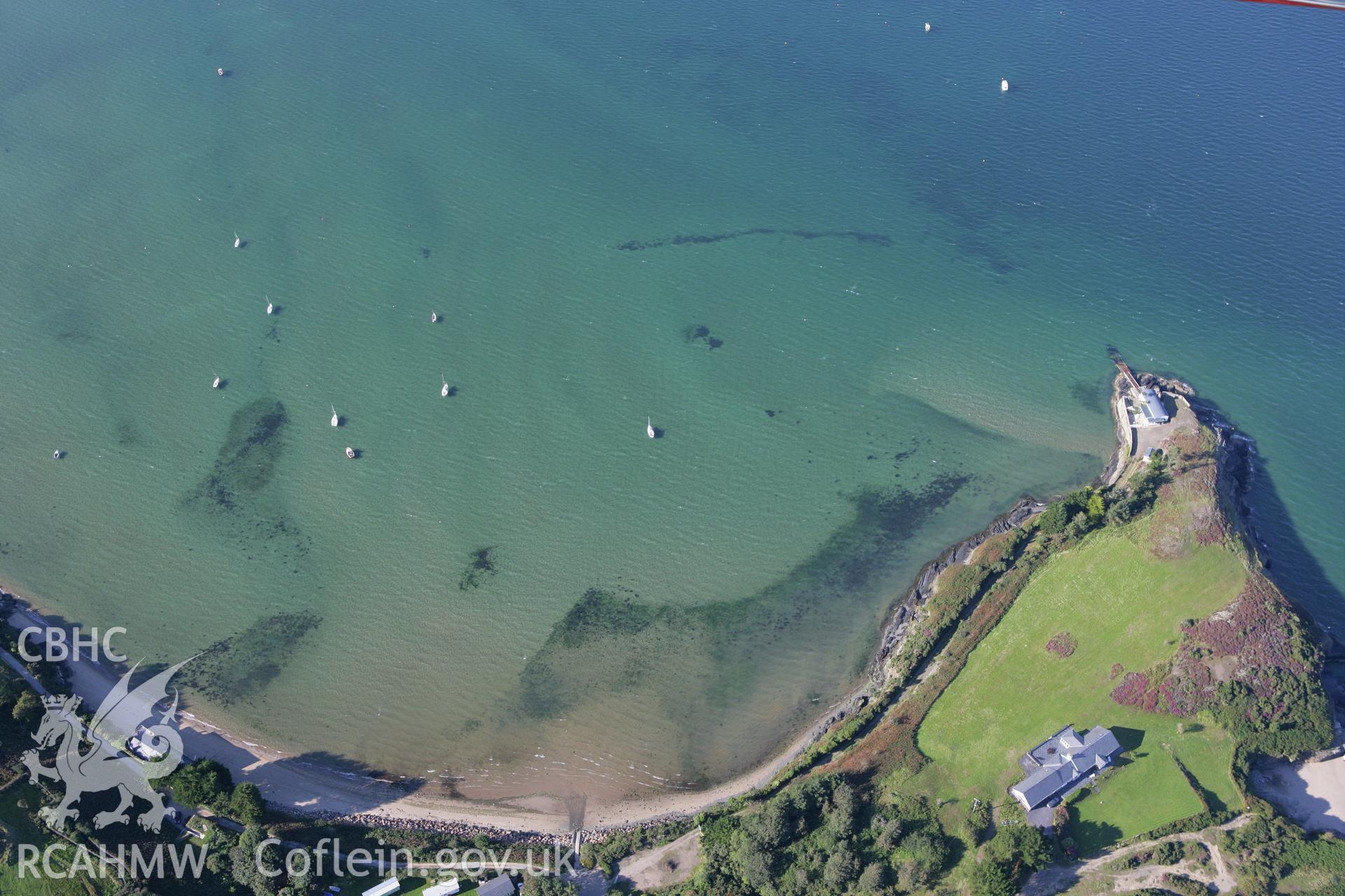 RCAHMW colour oblique aerial photograph of Penrhyn Du Submerged Wall. Taken on 06 September 2007 by Toby Driver