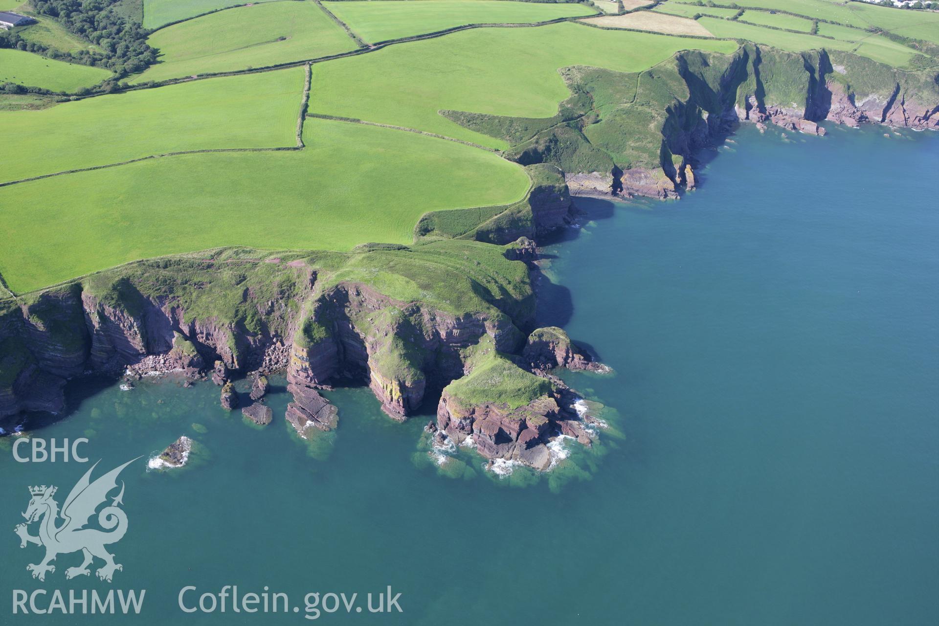 RCAHMW colour oblique aerial photograph of Greenala Point Fort. Taken on 30 July 2007 by Toby Driver