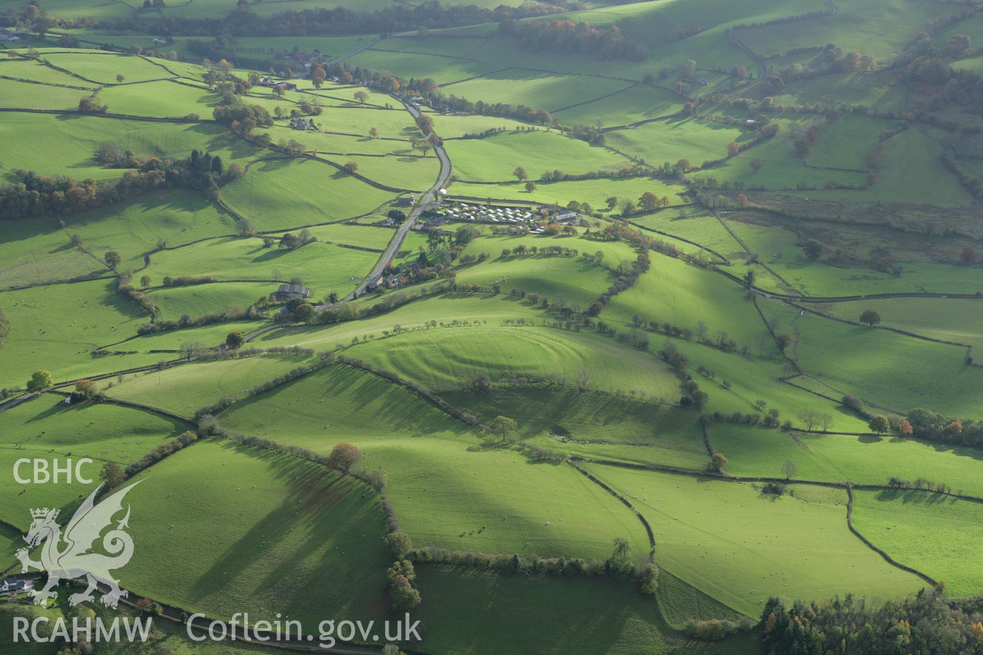 RCAHMW colour oblique photograph of Pentre Camp, hillfort. Taken by Toby Driver on 30/10/2007.