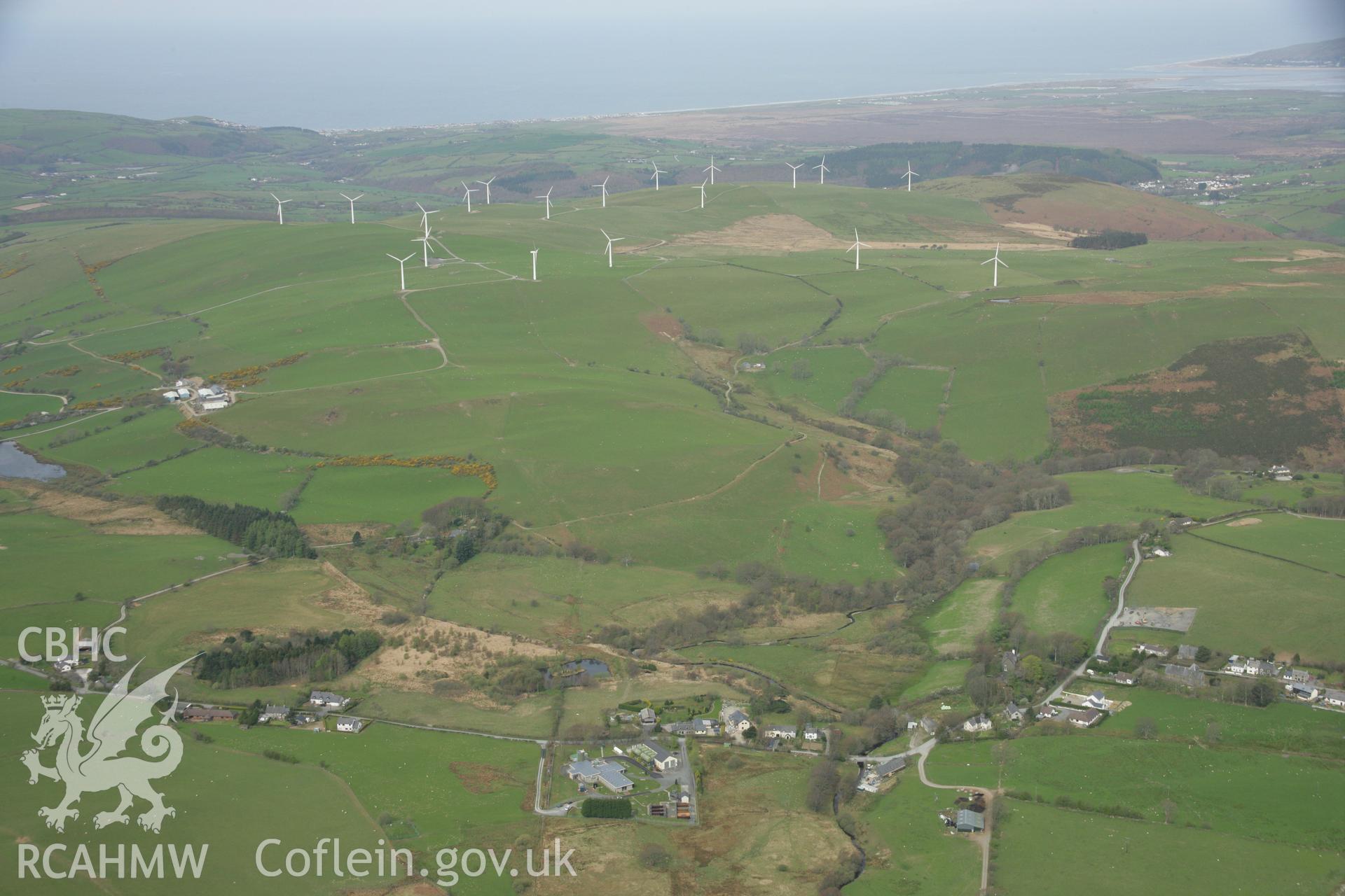 RCAHMW colour oblique aerial photograph of Bontgoch. Taken on 17 April 2007 by Toby Driver