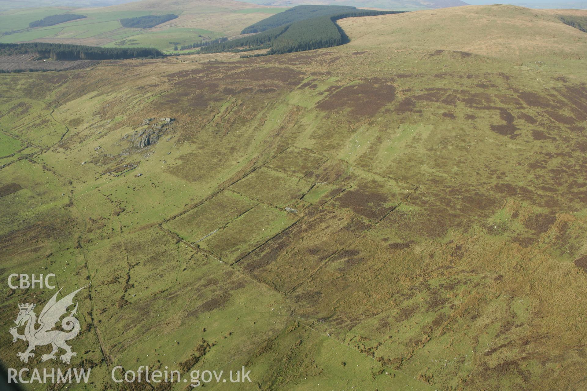 RCAHMW colour oblique photograph of Carn-afr farmstead. Taken by Toby Driver on 23/10/2007.
