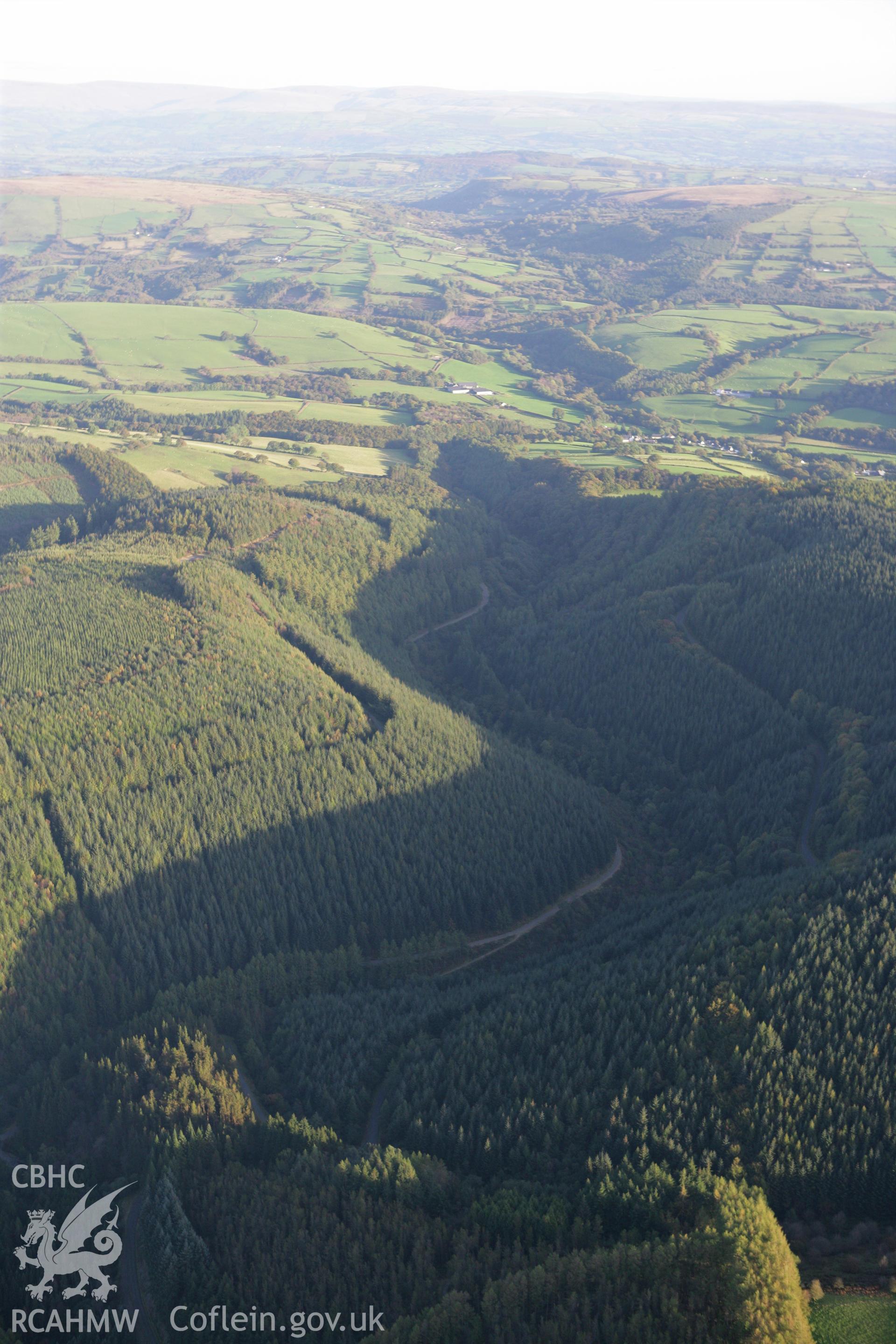 RCAHMW colour oblique photograph of Abergorlech, landscape from north. Taken by Toby Driver on 04/10/2007.