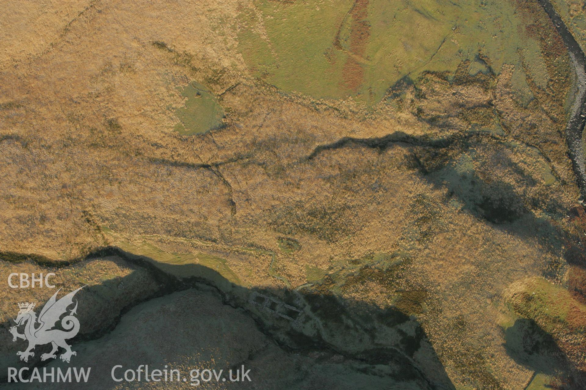 RCAHMW colour oblique photograph of Nant-y-Gafod building. Taken by Toby Driver on 20/12/2007.