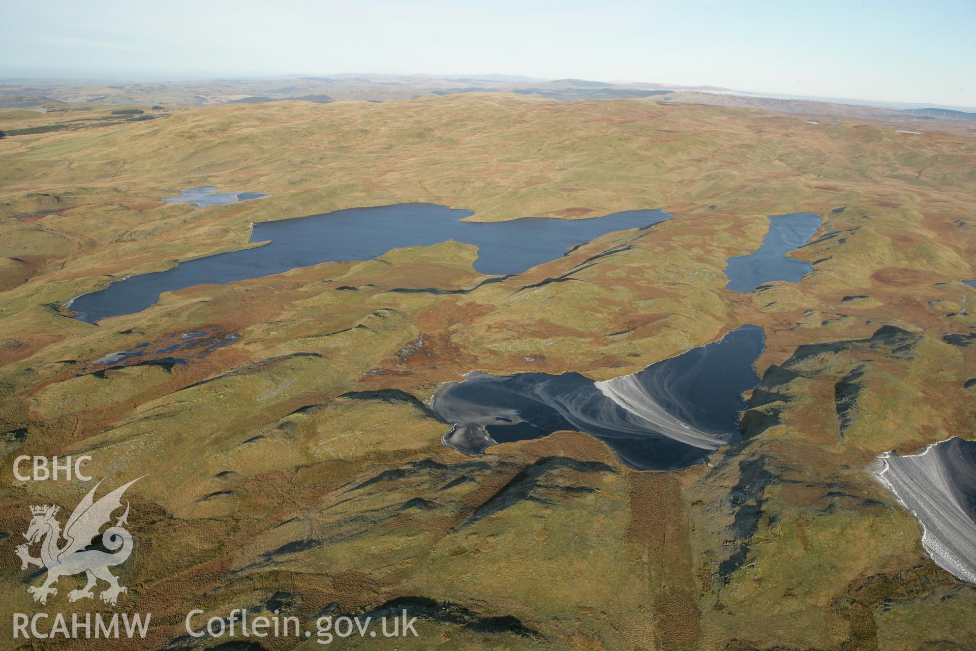 RCAHMW colour oblique photograph of Llyn Teifi and Teifi pools, showing a winter landscape. Taken by Toby Driver on 20/12/2007.