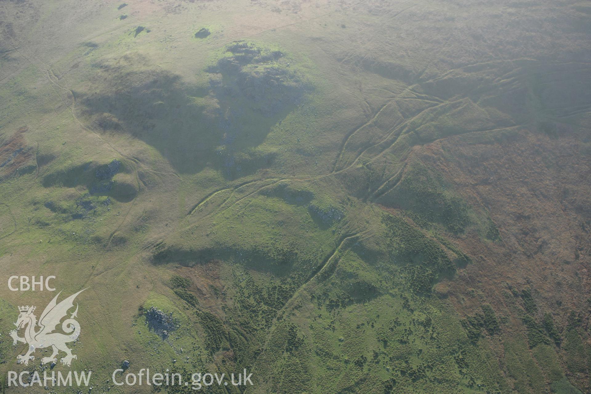RCAHMW colour oblique photograph of Braided trackways, Carn Alw. Taken by Toby Driver on 29/11/2007.