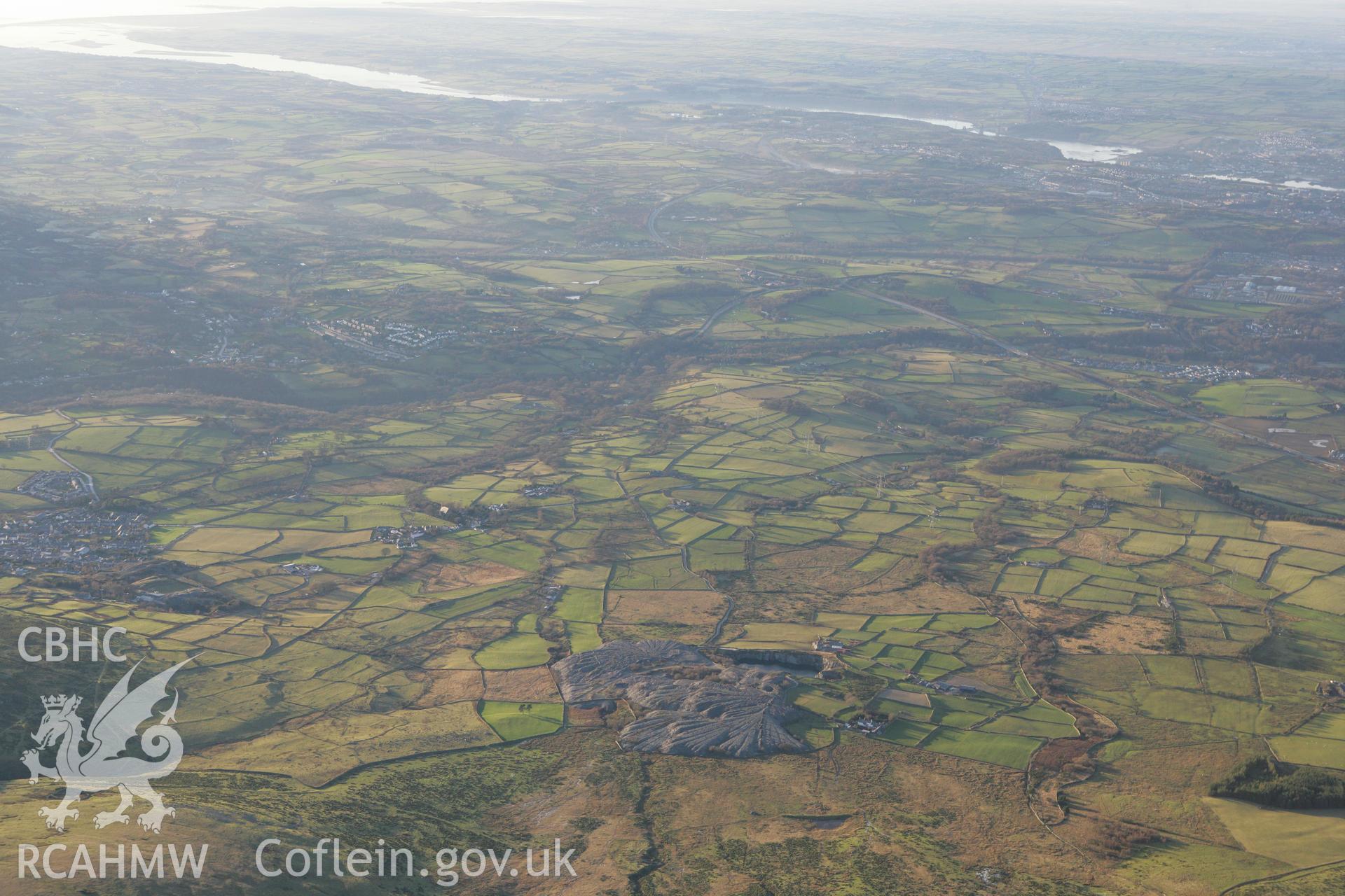 RCAHMW colour oblique photograph of Bryn Hafod y Wern slate quarry, and surrounding landscape. Taken by Toby Driver on 20/12/2007.