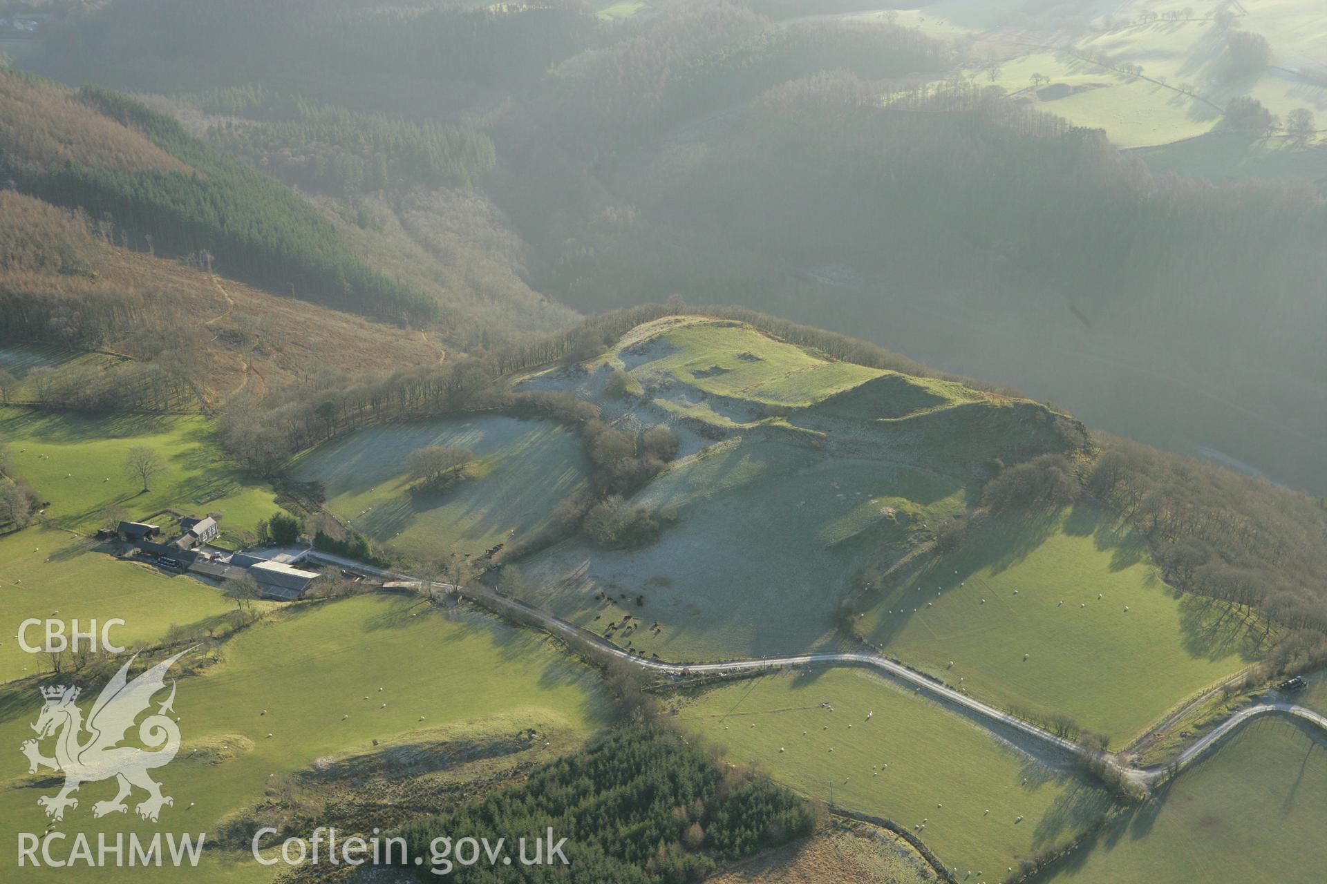 RCAHMW colour oblique photograph of Castell Grogwynion hillfort. Taken by Toby Driver on 20/12/2007.