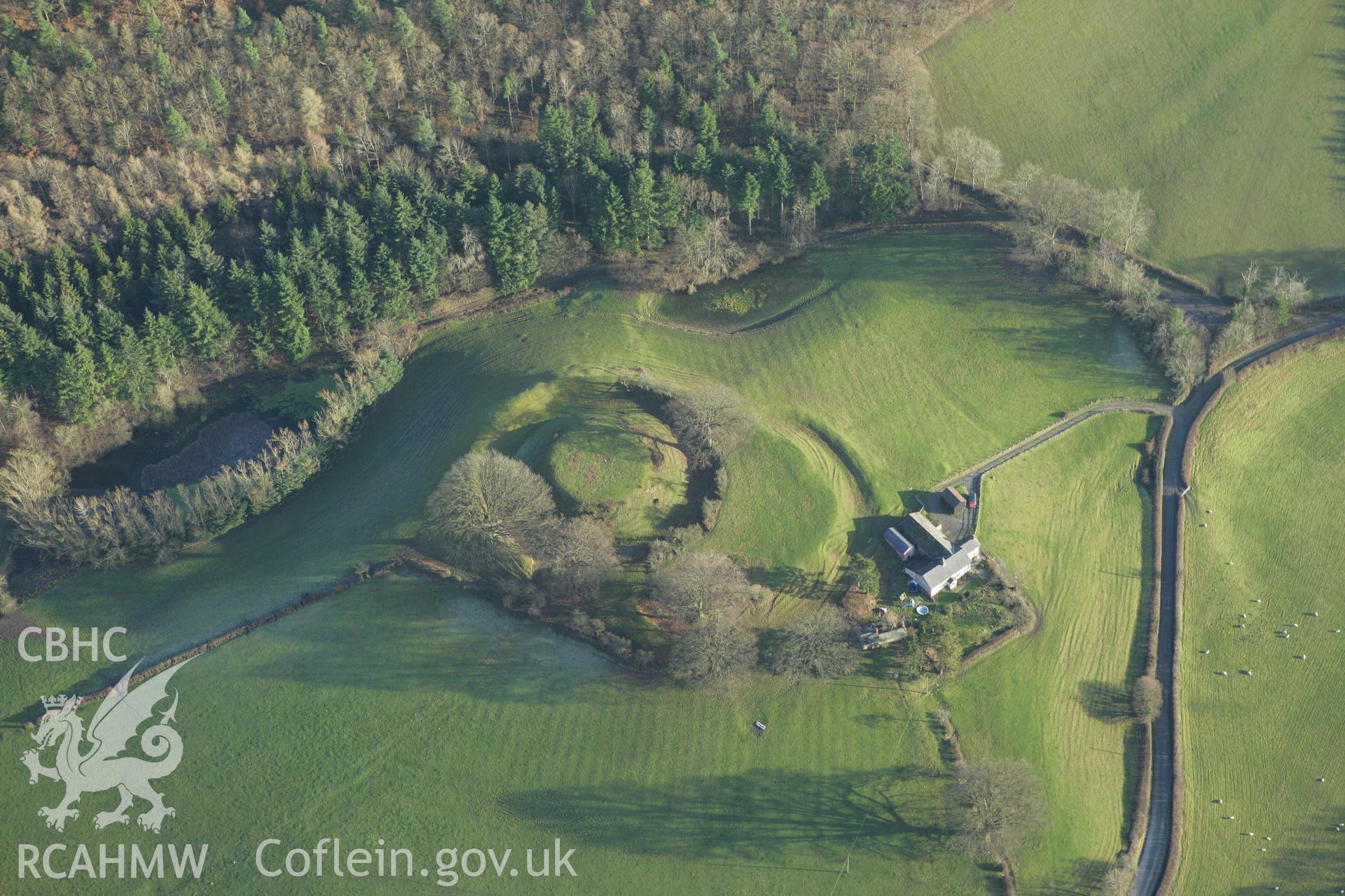 RCAHMW colour oblique photograph of Sycarth Castle, motte and bailey. Taken by Toby Driver on 11/12/2007.