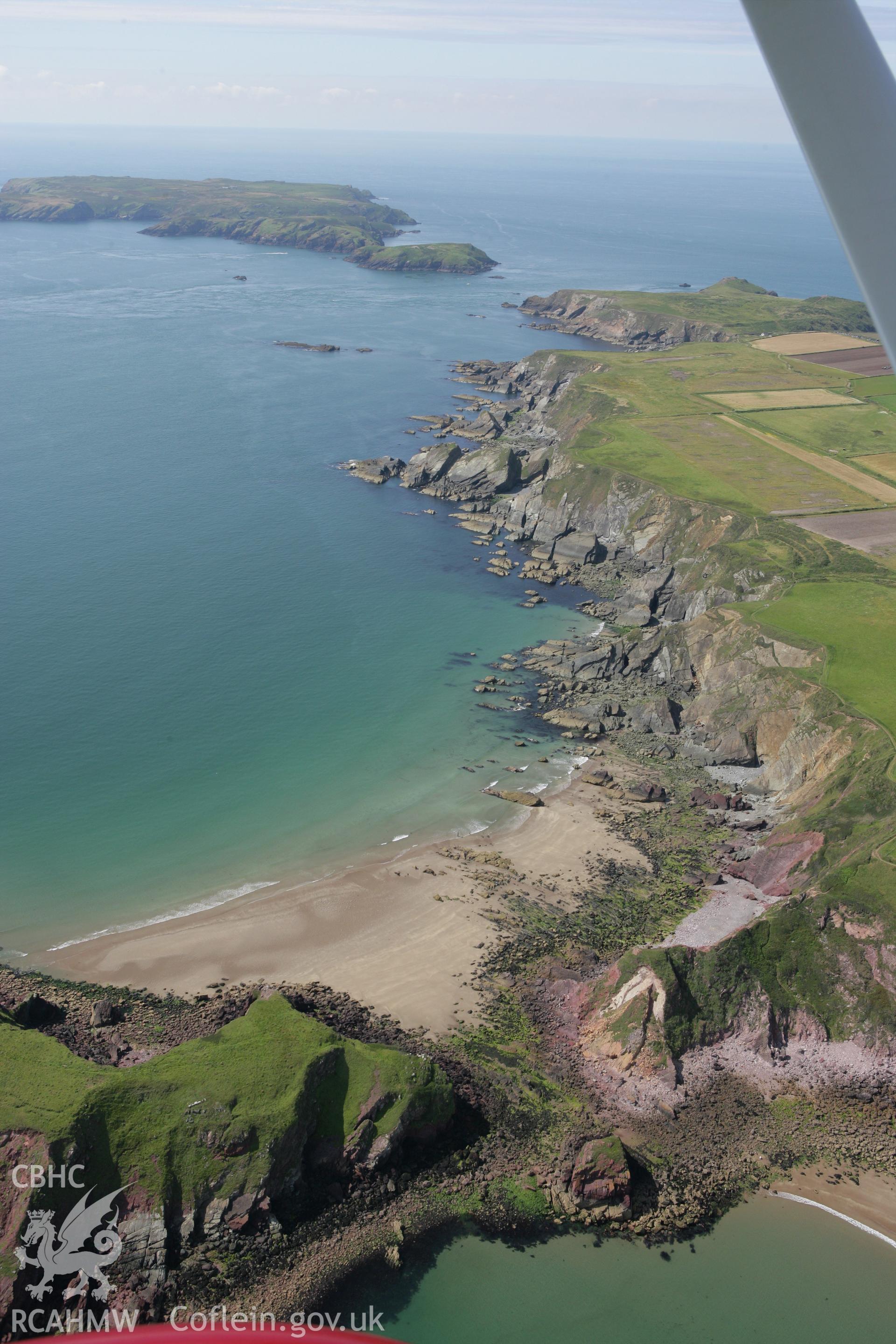 RCAHMW colour oblique photograph of Gateholm Island. Taken by Toby Driver on 01/08/2007.