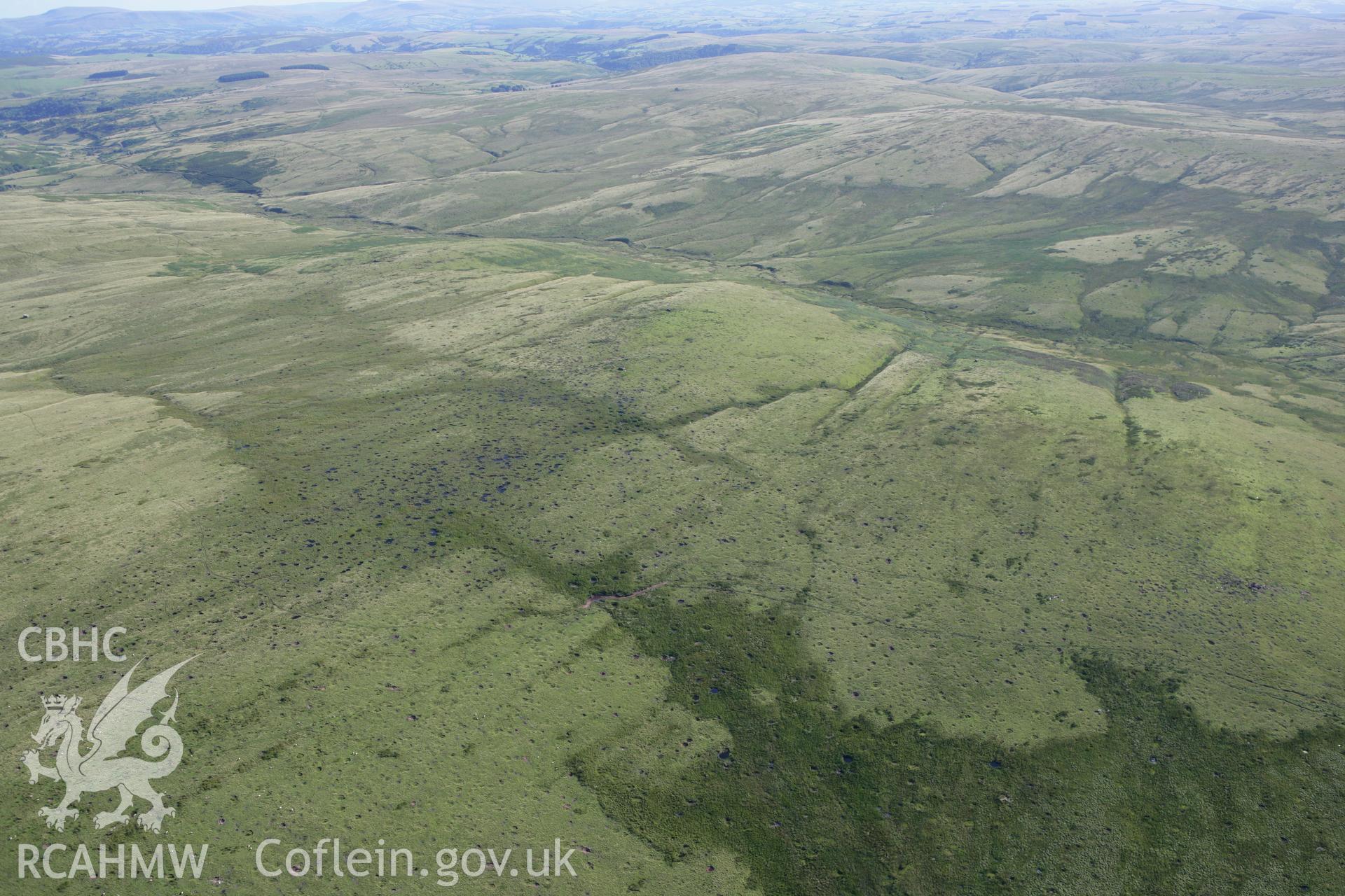 RCAHMW colour oblique aerial photograph of the field system at Ysgir Fawr. Taken on 08 August 2007 by Toby Driver