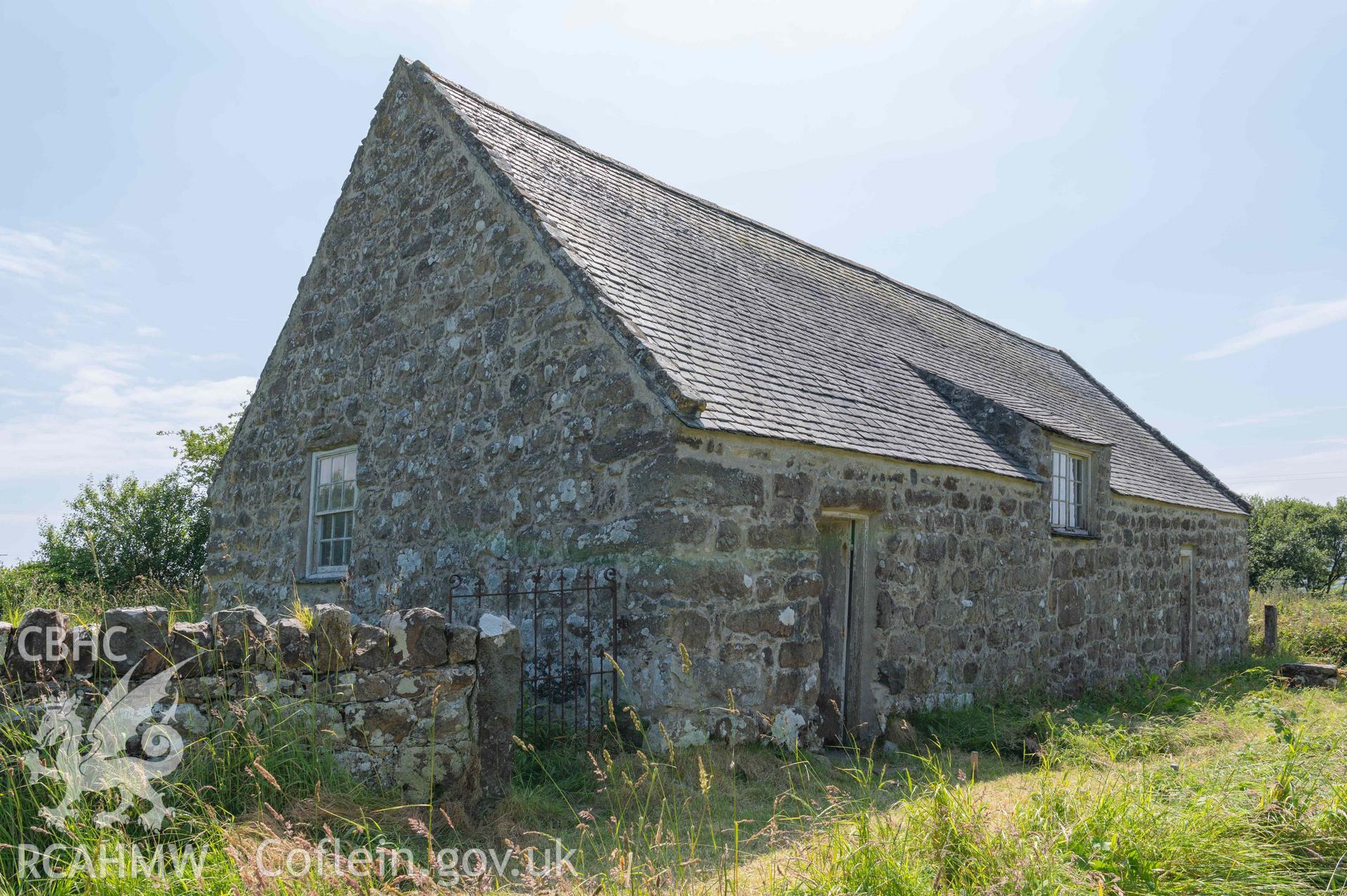 Capel Newydd - View of the front and side of the chapel, taken from North-East