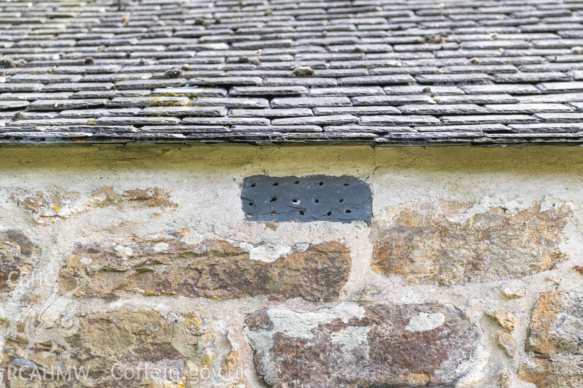 Capel Newydd - Detailed view of a vent on the front of the chapel, taken from North