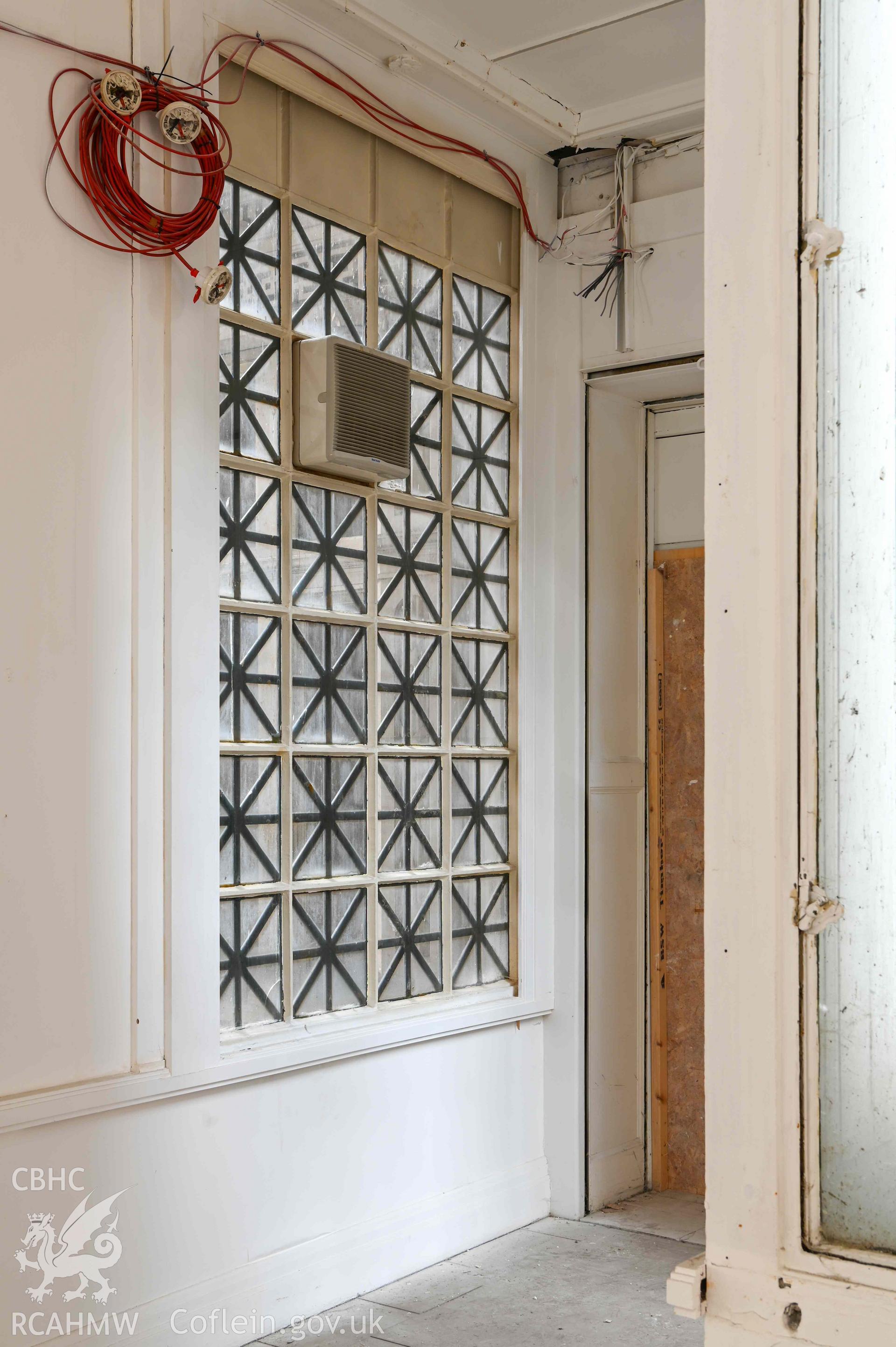 Bethany English Baptist Chapel - View of the second metal grille window in link corridor, taken from East