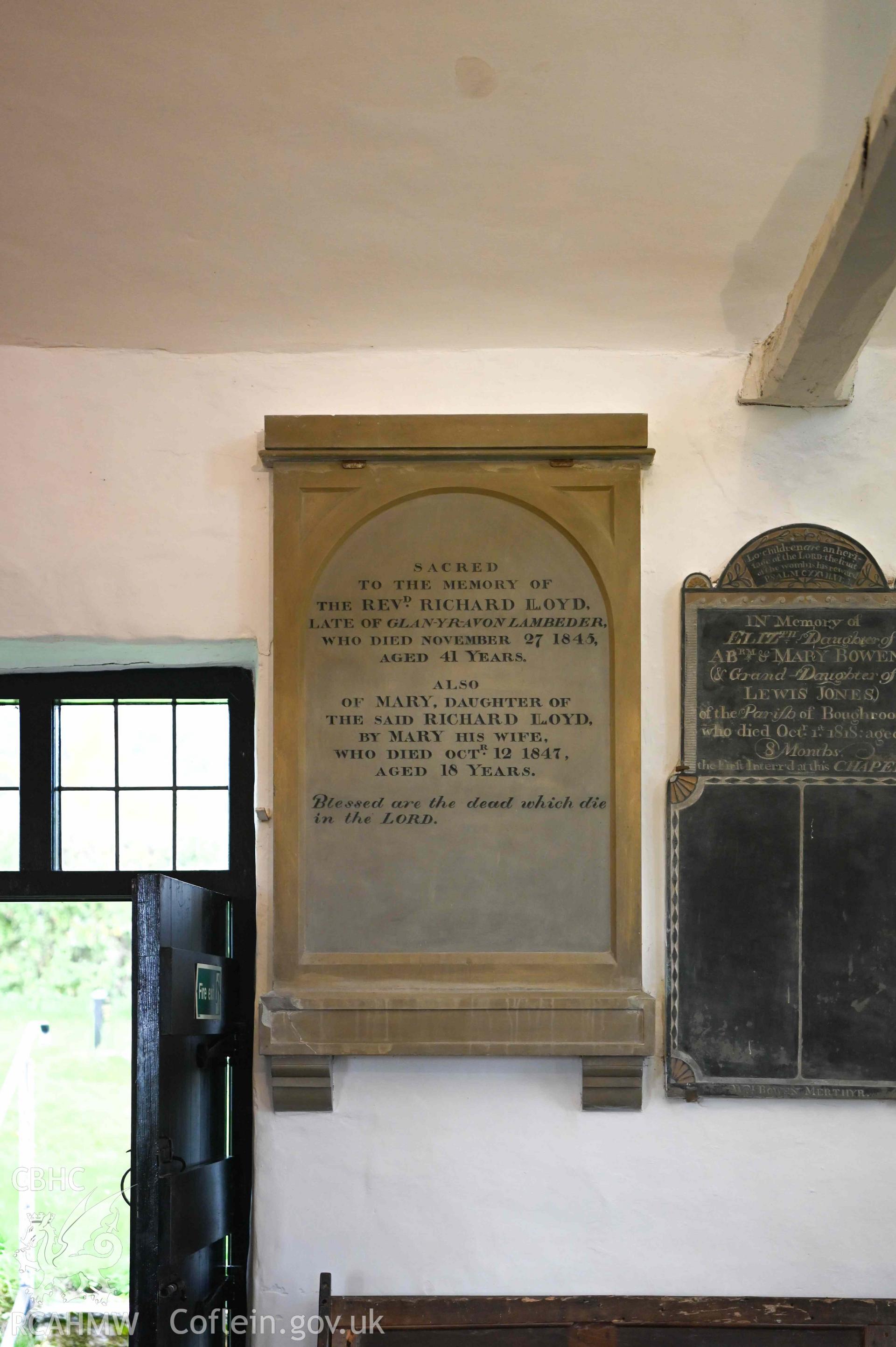 Maesyronen Chapel - View of a memorial to the Reverend Richard Lloyd and Mary Lloyd, taken from South