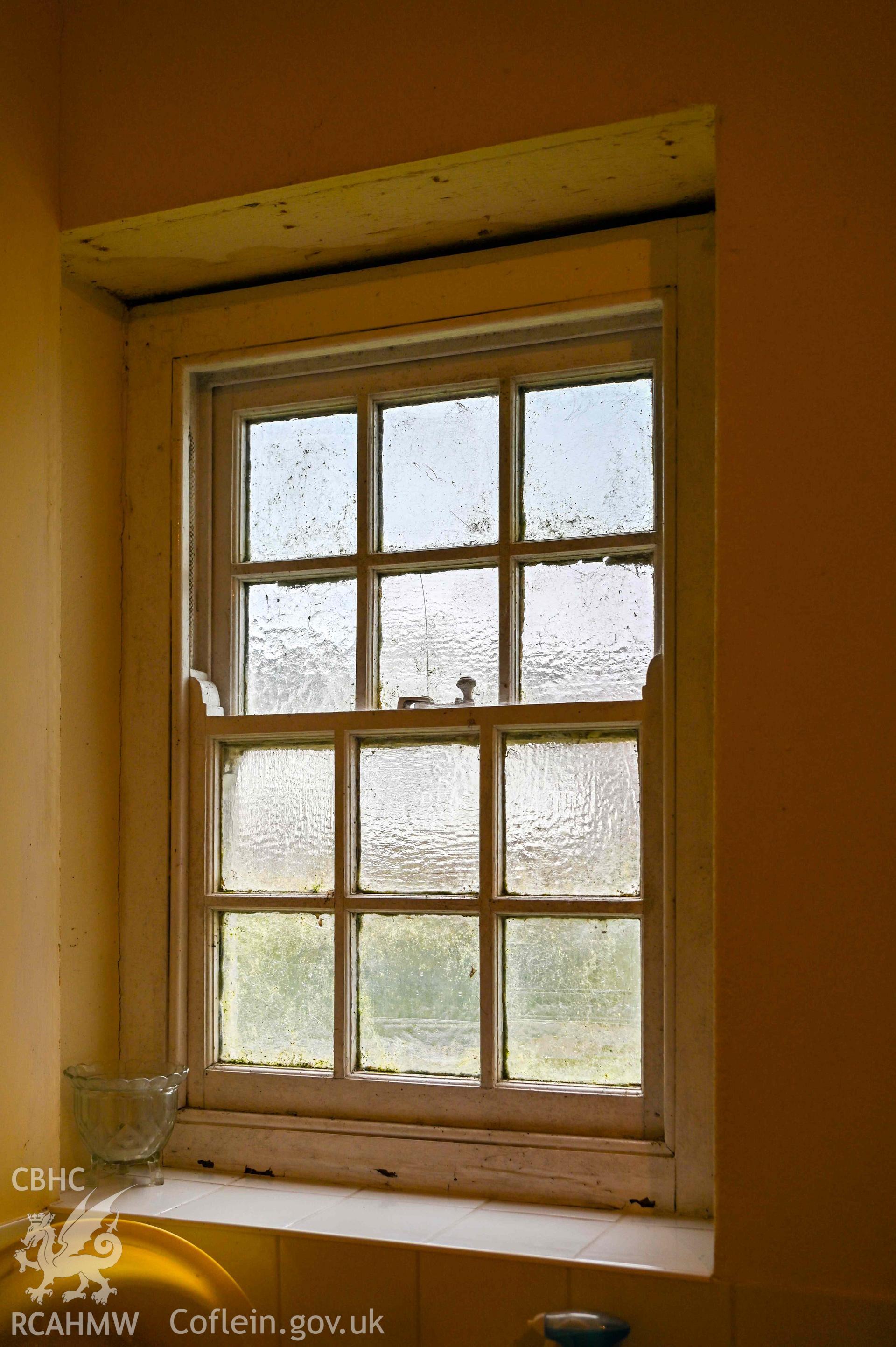 Bethlehem Welsh Independent Chapel - View of a window in the chapel's extension, taken from South-West