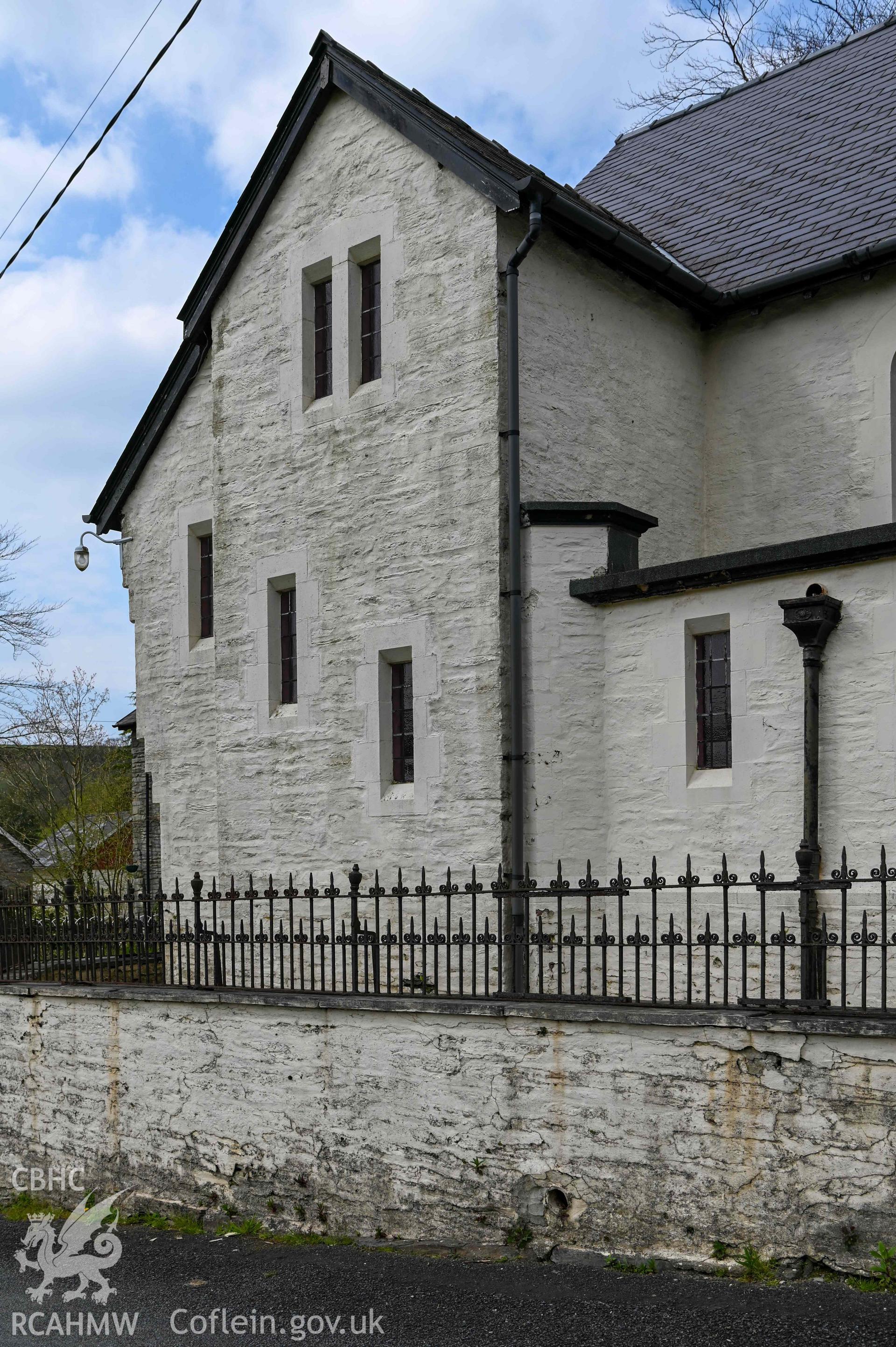 Tre-Wen Welsh Independent Chapel - Exterior, view of the Western portion of the chapel, taken from South-East
