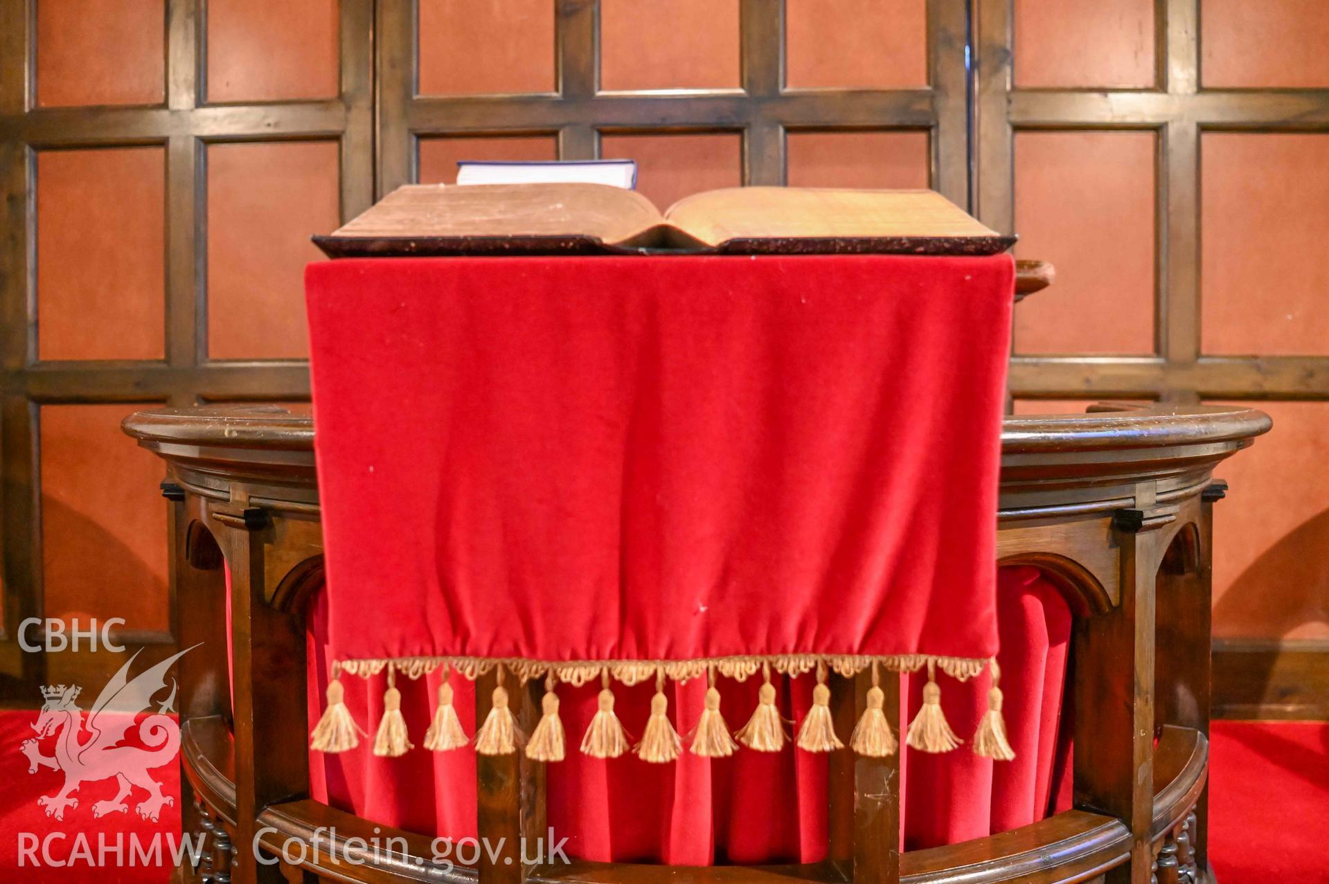Tre-Wen Welsh Independent Chapel - Interior: Chapel, detailed view of the pulpit, taken from West