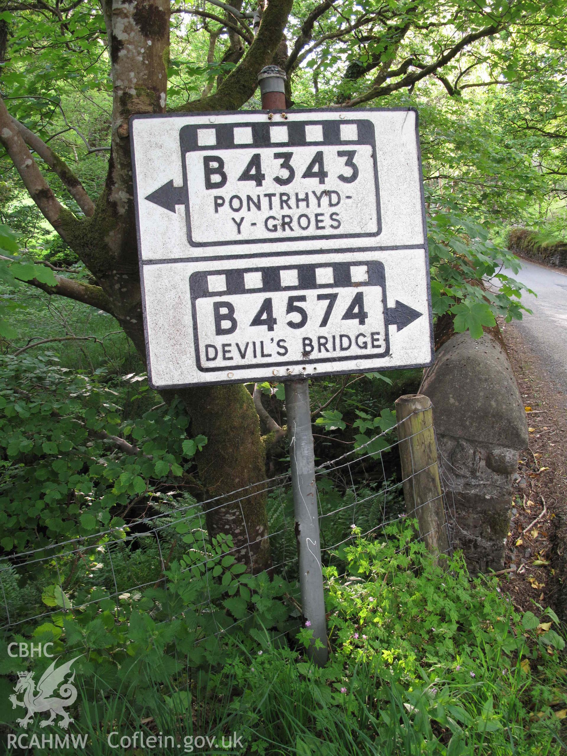 Road Direction Sign, B4343-B4574, Pont Peiran, Cwmystwyth