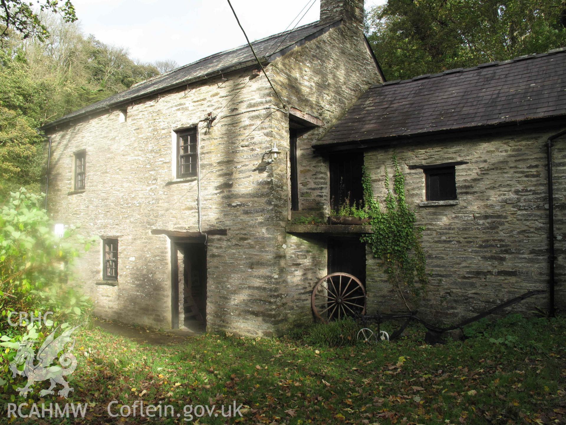 Cenarth Mill, exterior