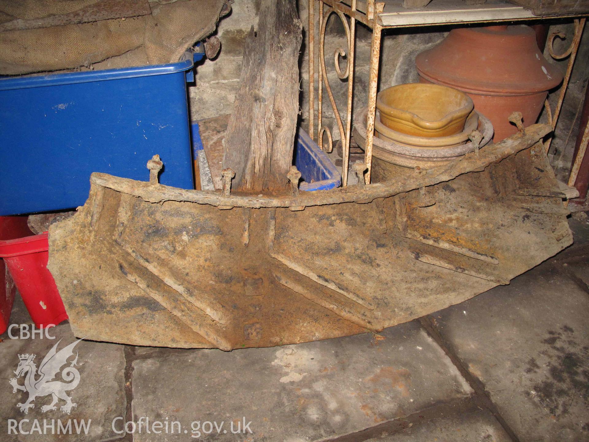 Coedtrewernau Corn Mill: wheel remnant